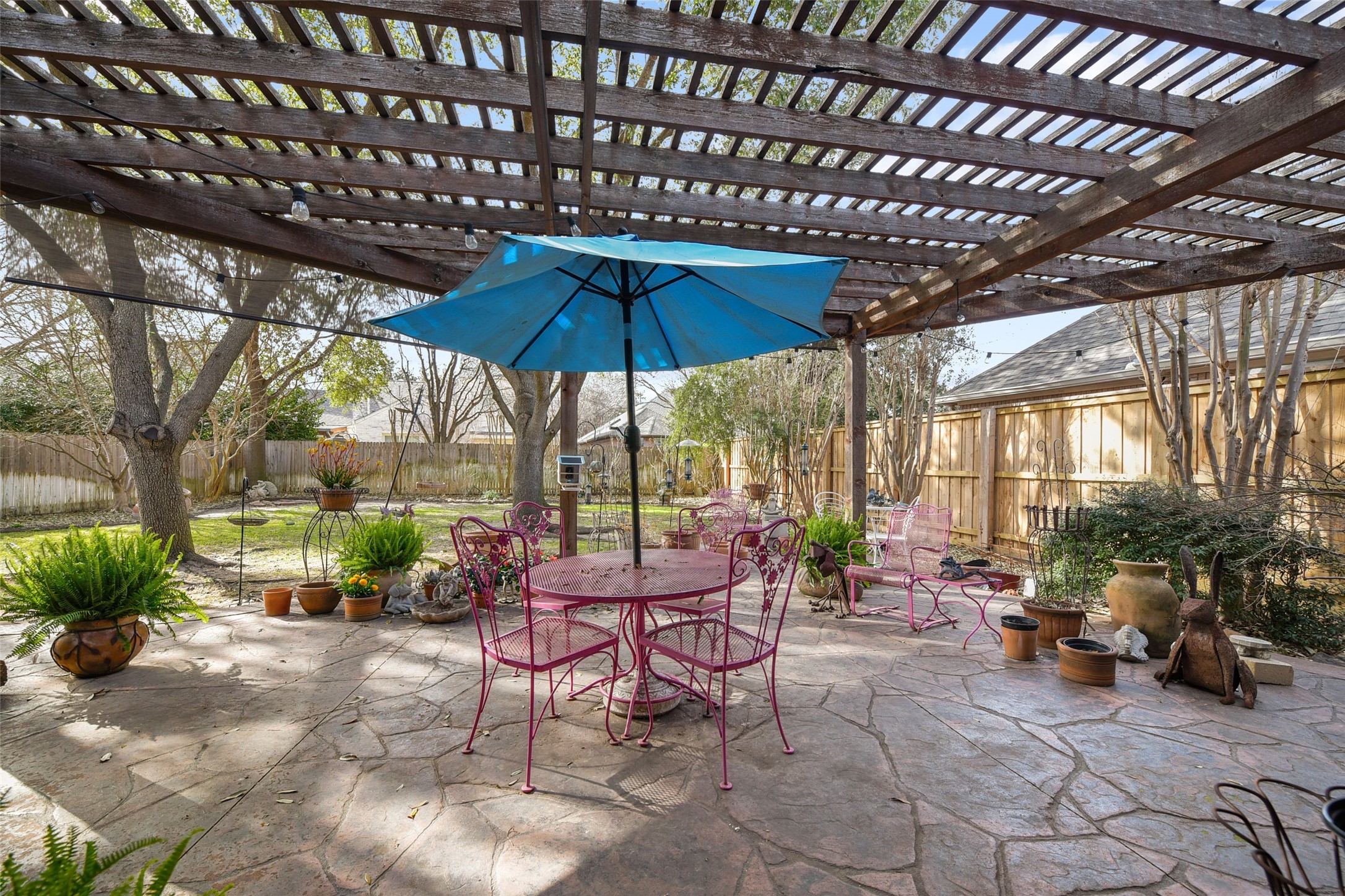 Fort Worth, Texas, 76109, United States, 3 Bedrooms Bedrooms, ,3 BathroomsBathrooms,Residential,For Sale,1911939