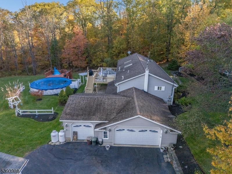 Newton, New Jersey, 07860, United States, 3 Bedrooms Bedrooms, ,3 BathroomsBathrooms,Residential,For Sale,1980842