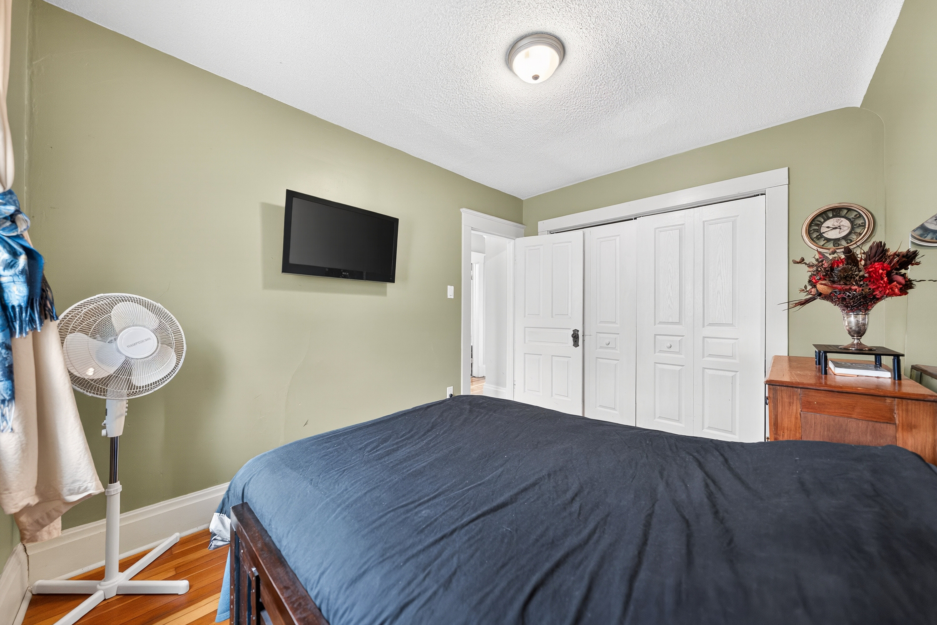  Charming Kitchener Home - 物件實景