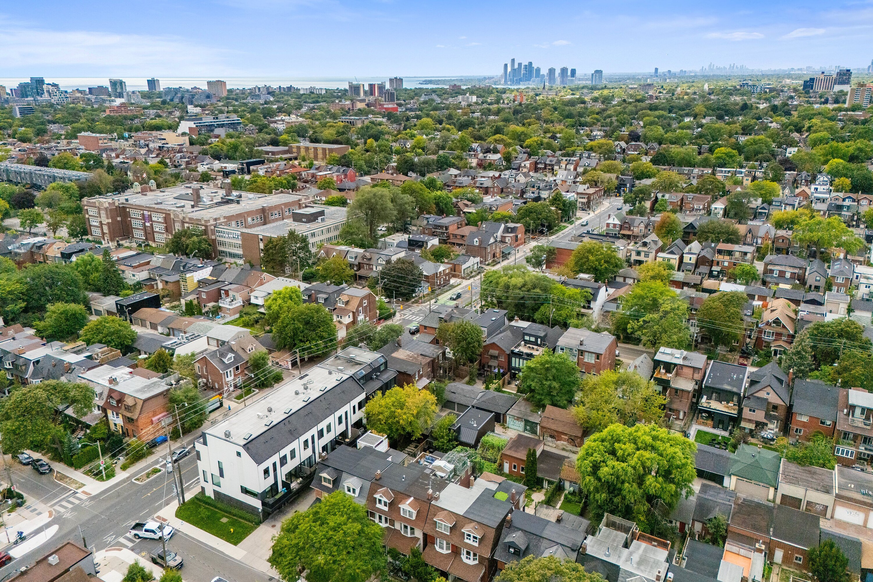  Heart Of Harbord Village - 物件實景