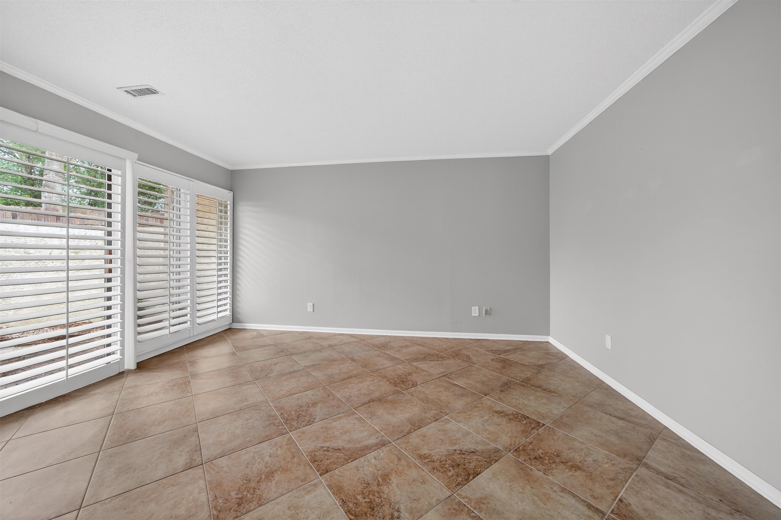 Myrtle Beach, South Carolina, 29572, United States, 2 Bedrooms Bedrooms, ,2 BathroomsBathrooms,Residential,For Sale,2011339