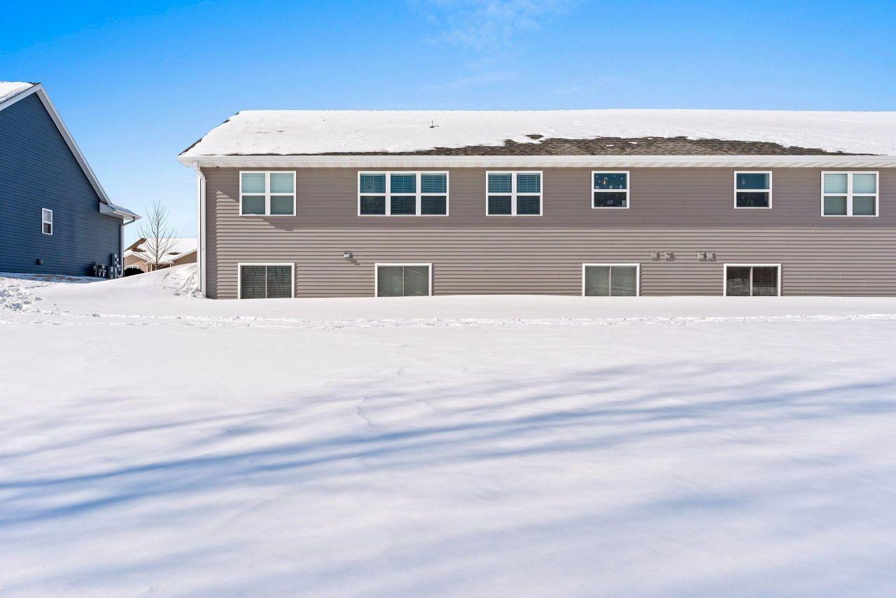 SHAWANO, Wisconsin, 54166, United States, 8 Bedrooms Bedrooms, ,4 BathroomsBathrooms,Residential,For Sale,1723701