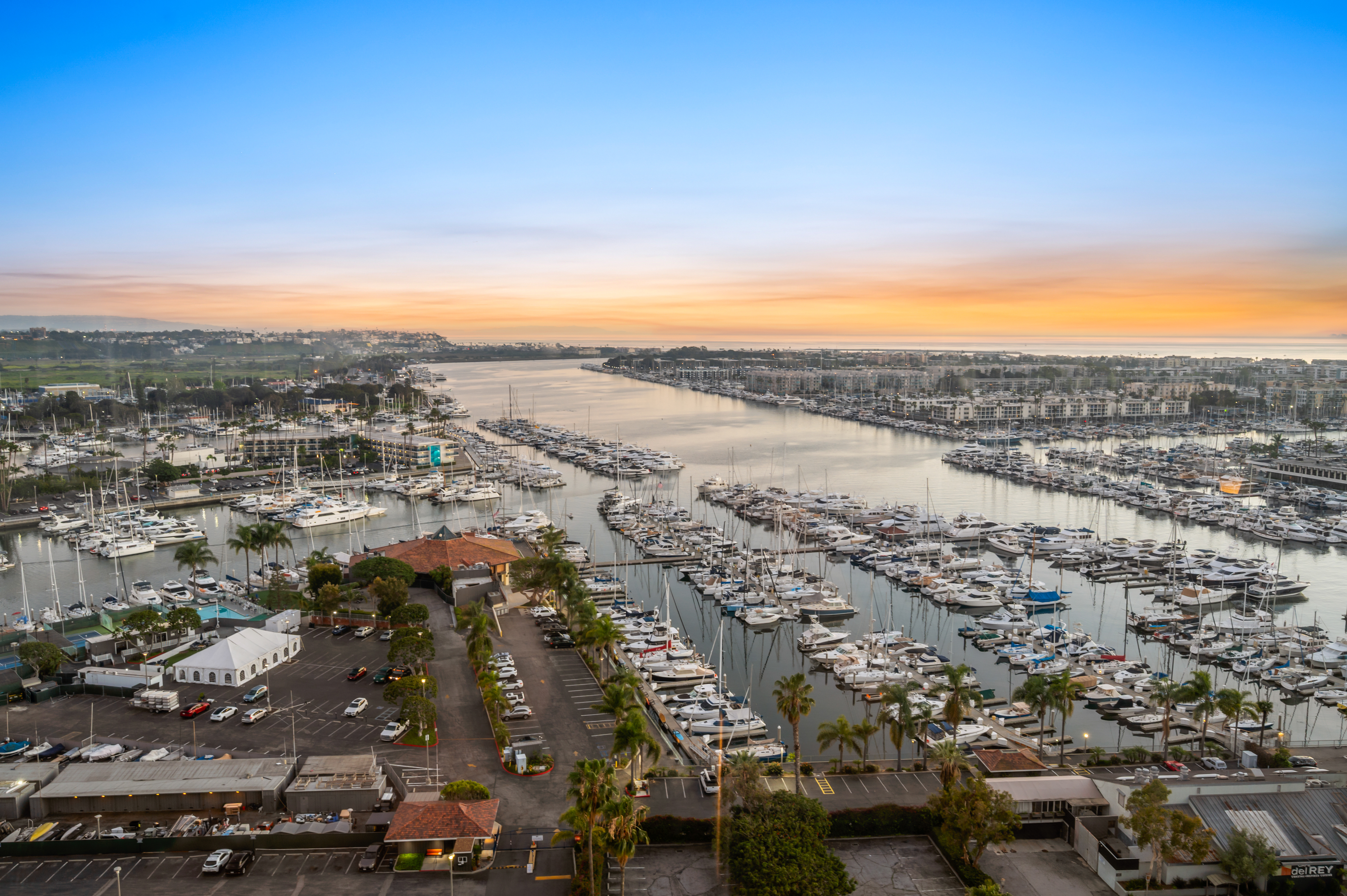  13700 Marina Pointe Drive #611, Marina del Rey, CA 90292 - 物件實景