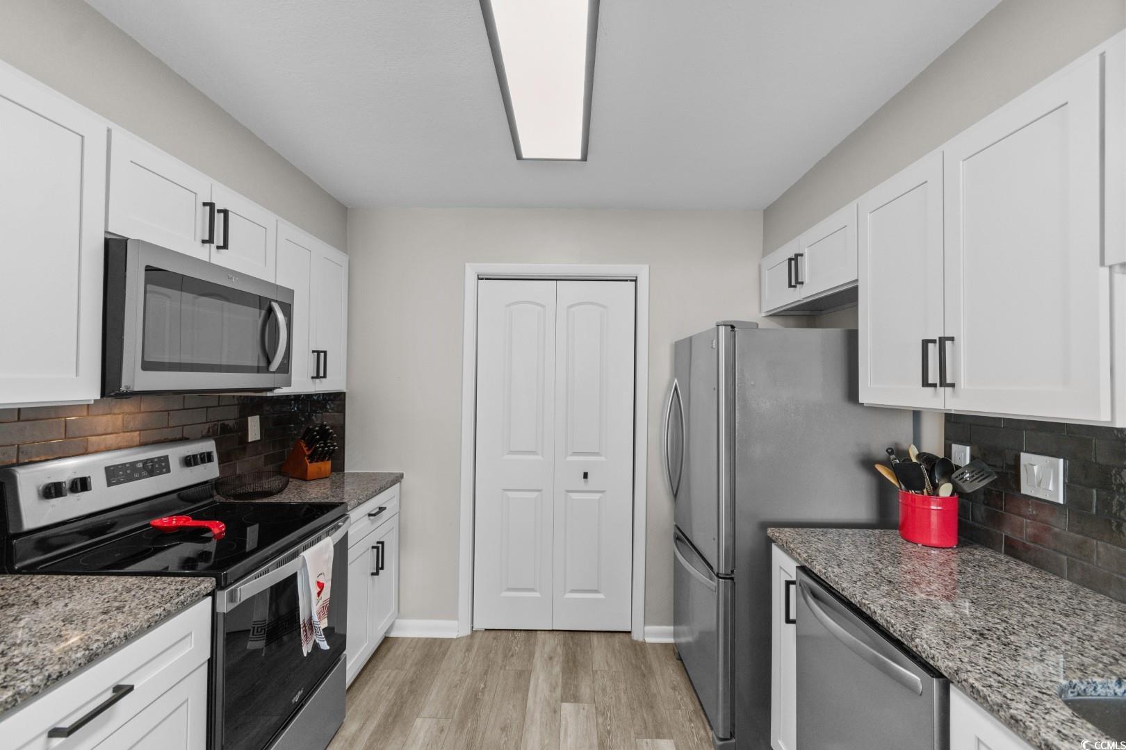 North Myrtle Beach, South Carolina, 29582, United States, 3 Bedrooms Bedrooms, ,2 BathroomsBathrooms,Residential,For Sale,2008102