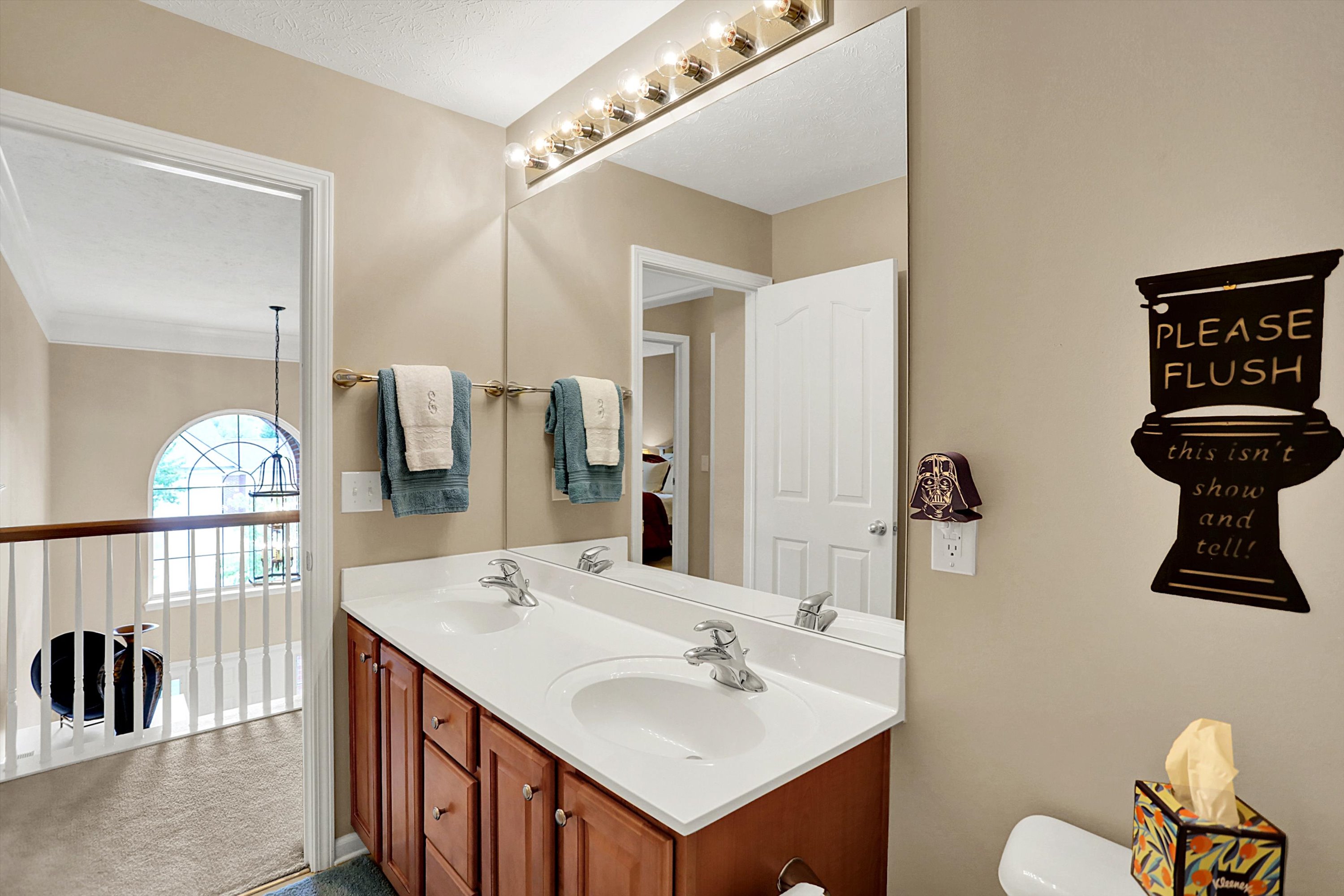 Carmel, Indiana, 46074, United States, 5 Bedrooms Bedrooms, ,4 BathroomsBathrooms,Residential,For Sale,1965164