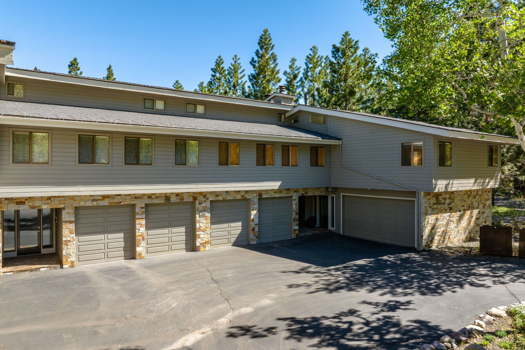  Your Lake Tahoe Escape Awaits — Steps from the Greens - 物件實景