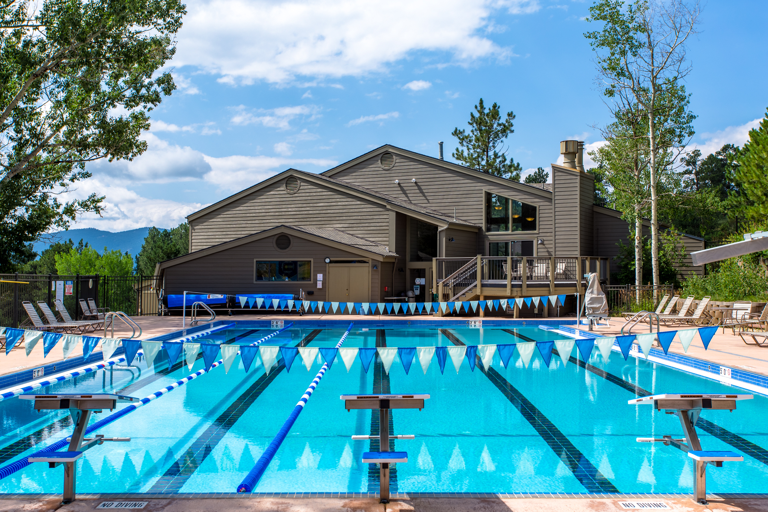  Thoughtfully Updated Throughout - 物件實景