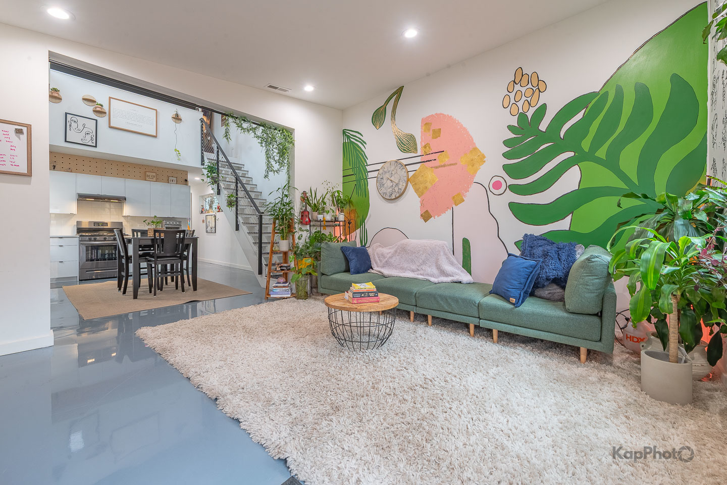 Chicago, Illinois, 60612, United States, 4 Bedrooms Bedrooms, ,2 BathroomsBathrooms,Residential,For Sale,2001232