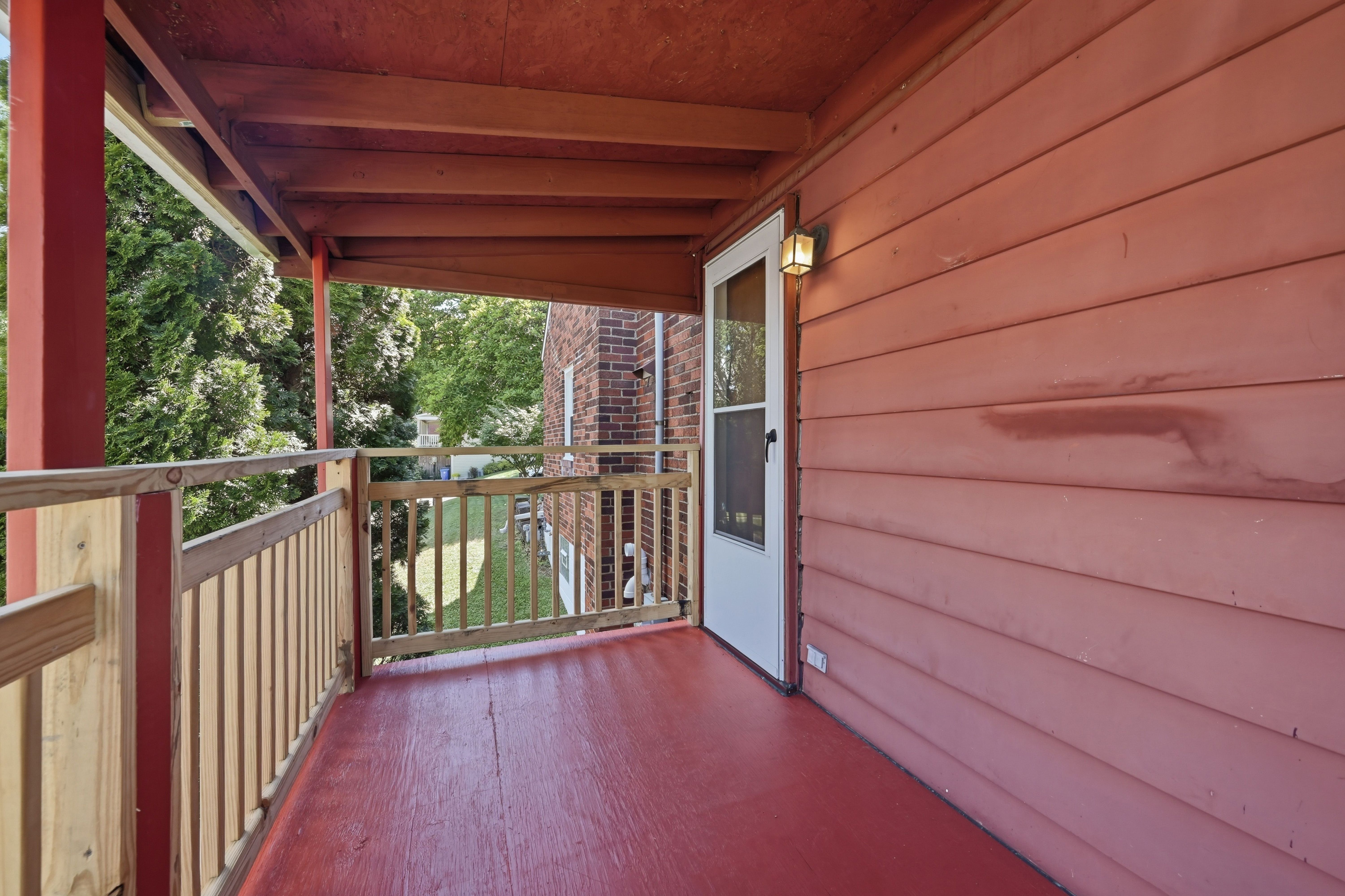  73 Clifford Drive, Pittsburgh, PA 15220 - 物件實景