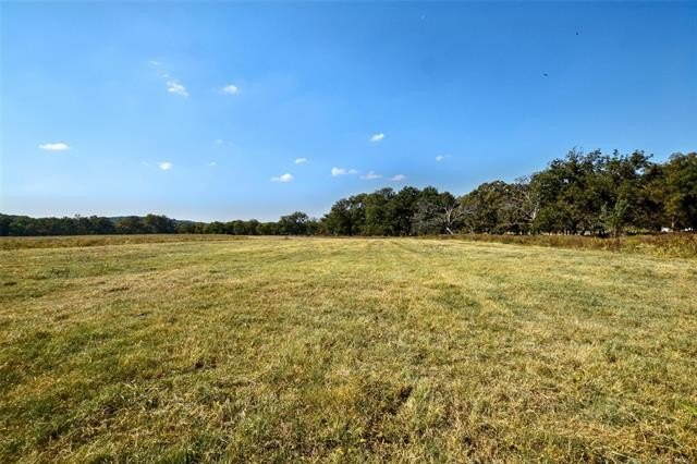 Hulbert, Oklahoma, 74441, United States, 4 Bedrooms Bedrooms, ,2 BathroomsBathrooms,Residential,For Sale,1983327