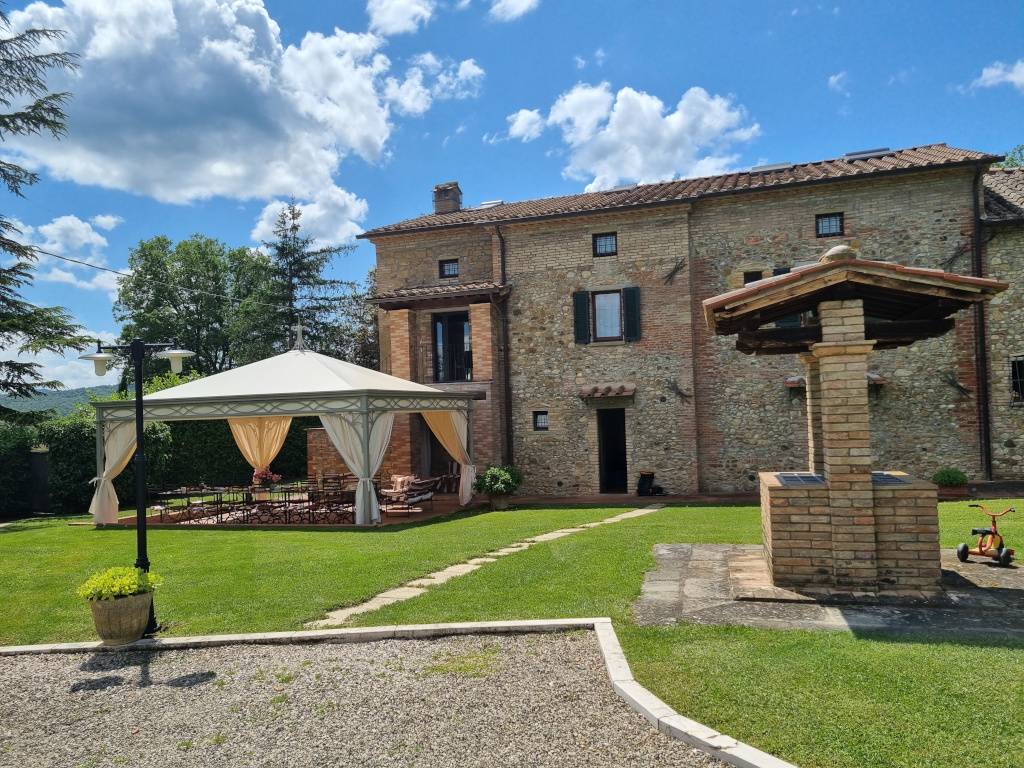 Citerna, Perugia, 06010, IT, 16 Bedrooms Bedrooms, ,16 BathroomsBathrooms,Residential,For Sale,1987896