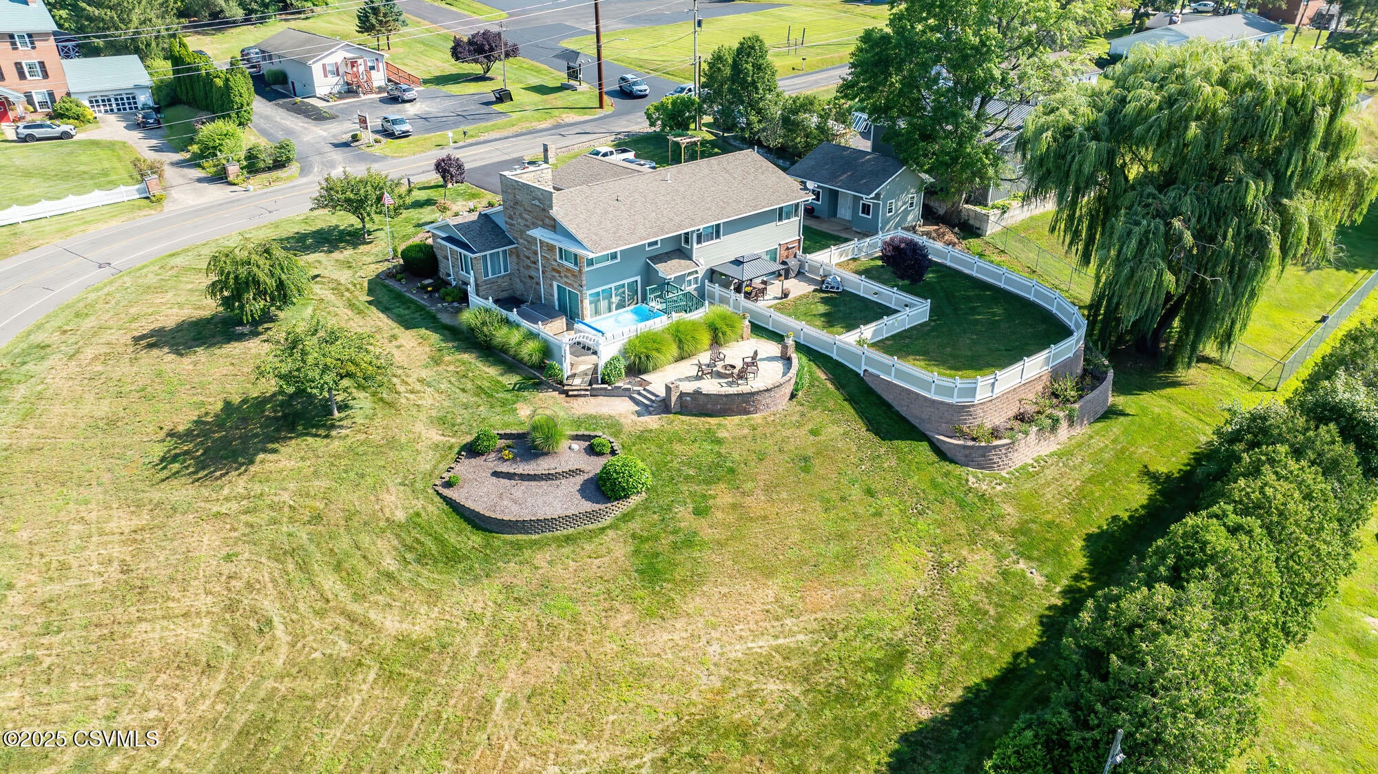 Berwick, Pennsylvania, 18603, United States, 4 Bedrooms Bedrooms, ,3 BathroomsBathrooms,Residential,For Sale,1979458