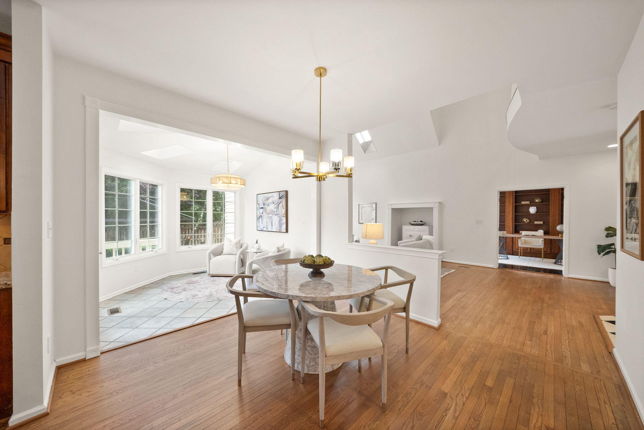  12754 Alder Woods Drive, Fairfax, VA, 22033 - 物件實景