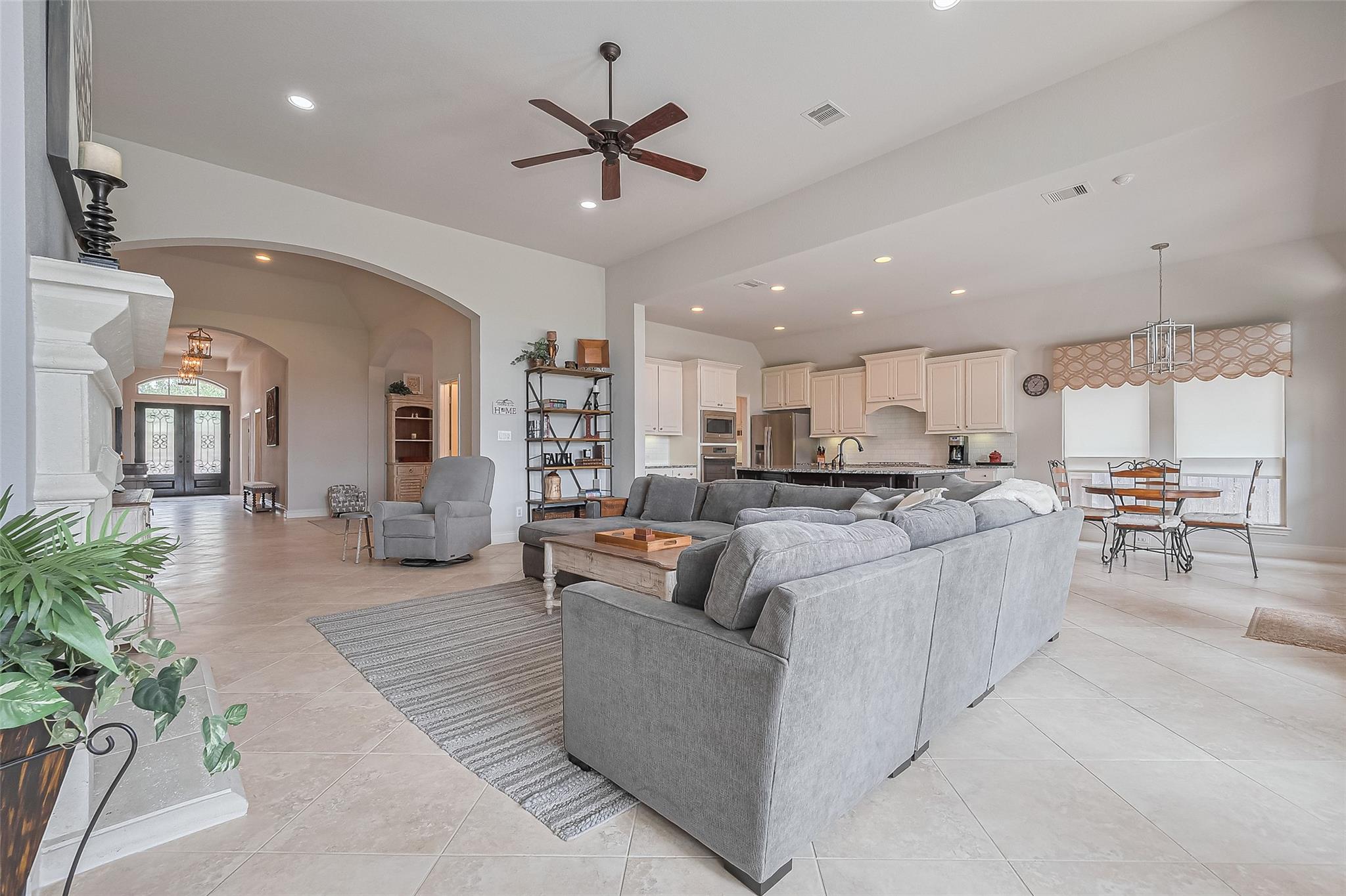 Katy, Texas, 77493, United States, 4 Bedrooms Bedrooms, ,4 BathroomsBathrooms,Residential,For Sale,1982754