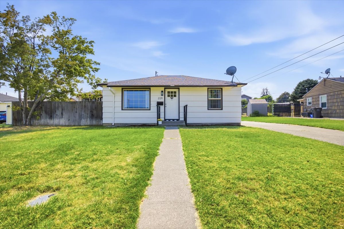 5th Ave, Kennewick, WA 99336 #1