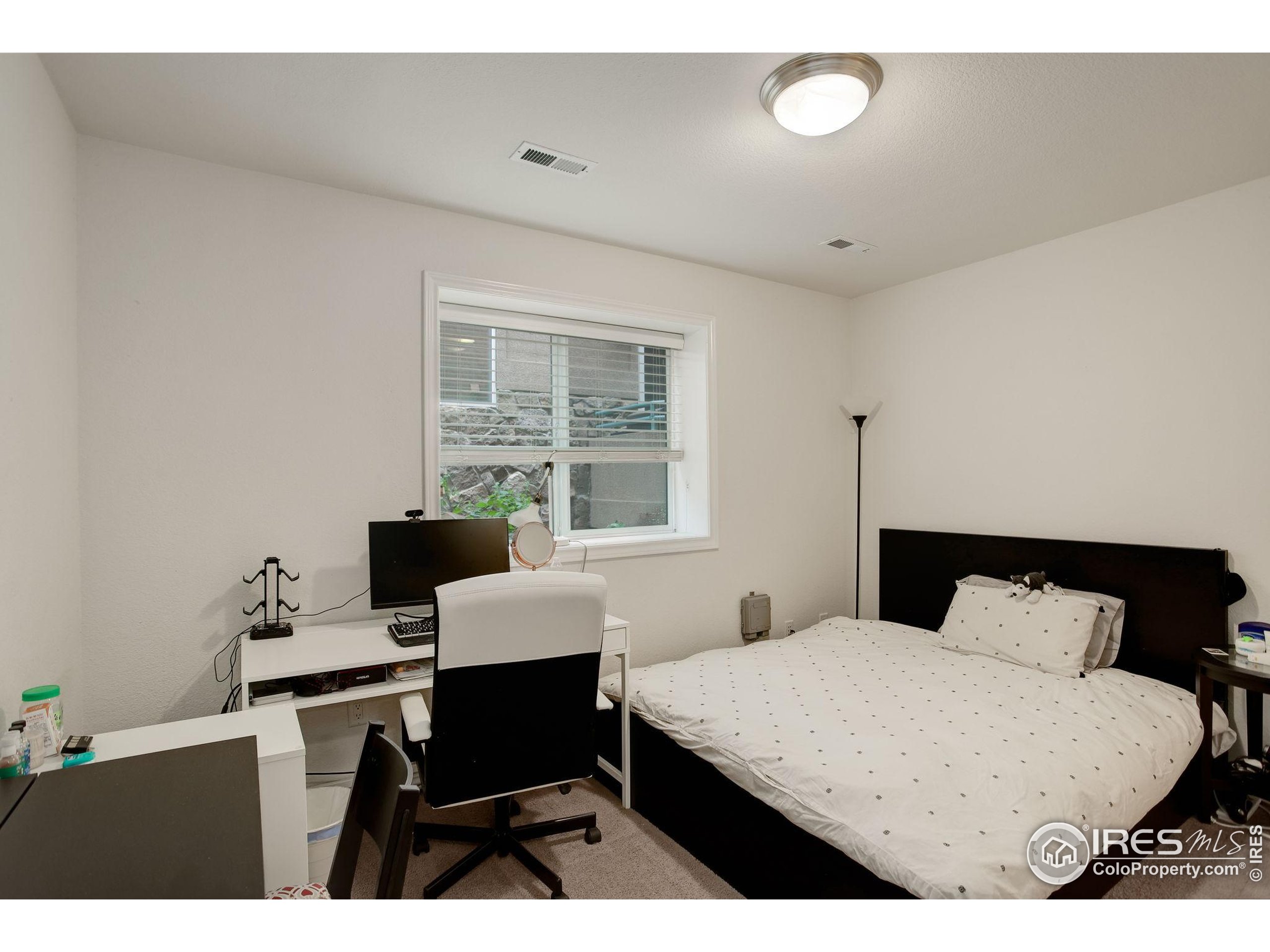 Boulder, Colorado, 80303, United States, 4 Bedrooms Bedrooms, ,3 BathroomsBathrooms,Residential,For Sale,1940401