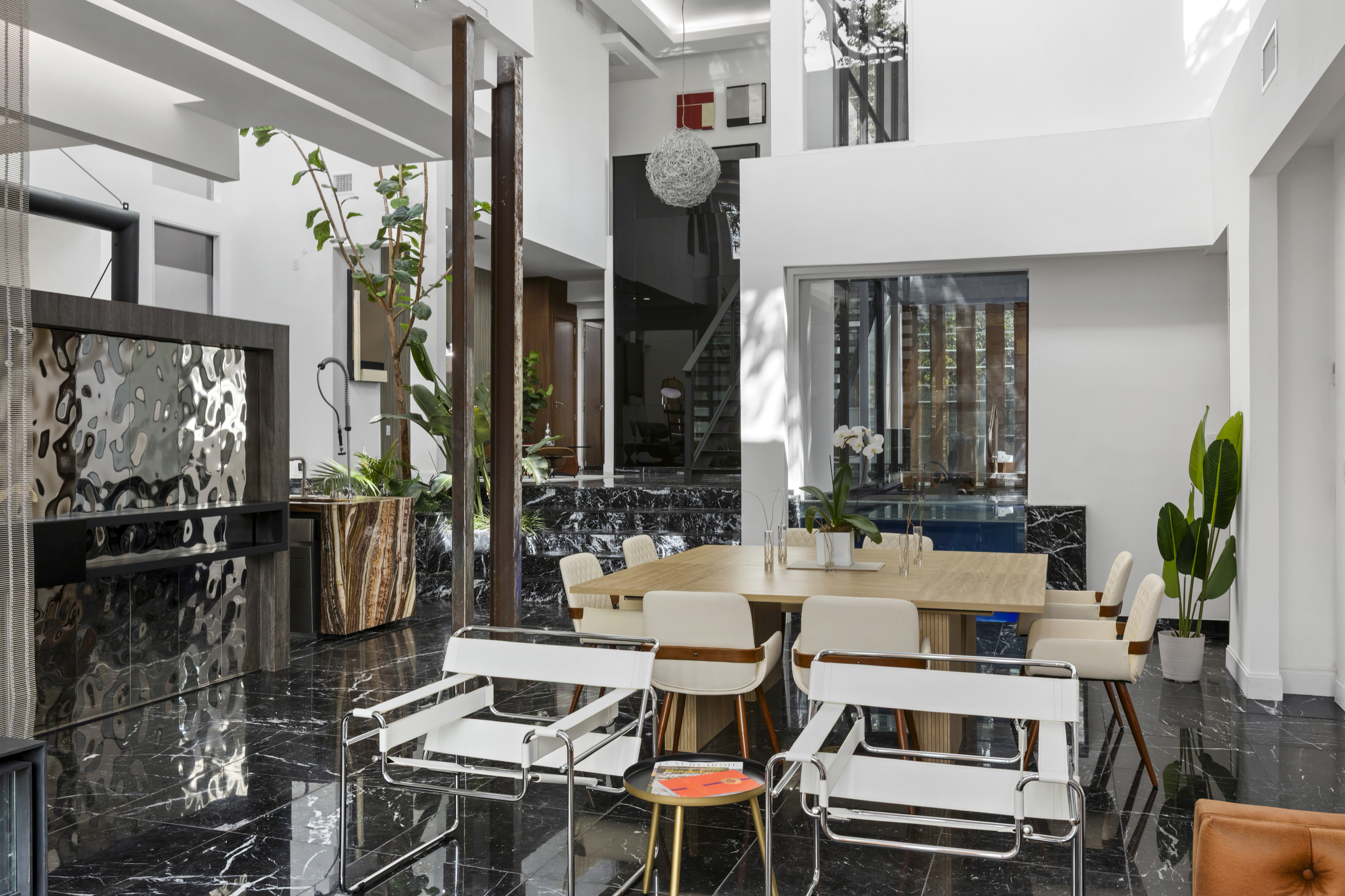  Architectural Masterpiece in Oak Hills - 物件實景