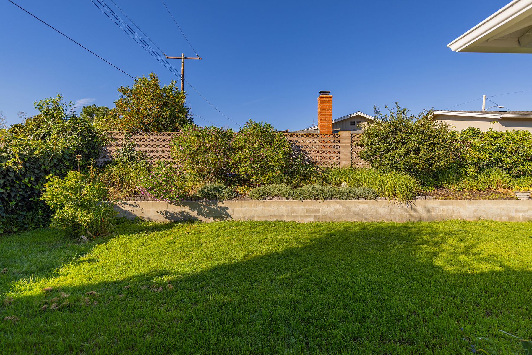  75 Maxine Avenue, Oak View, CA 93022 - 物件實景