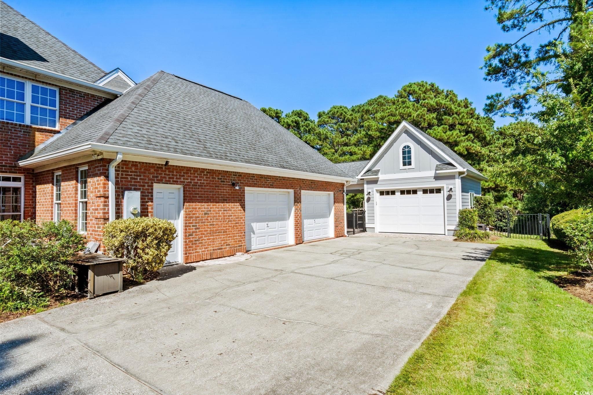 Myrtle Beach, South Carolina, 29577, United States, 4 Bedrooms Bedrooms, ,4 BathroomsBathrooms,Residential,For Sale,1980289