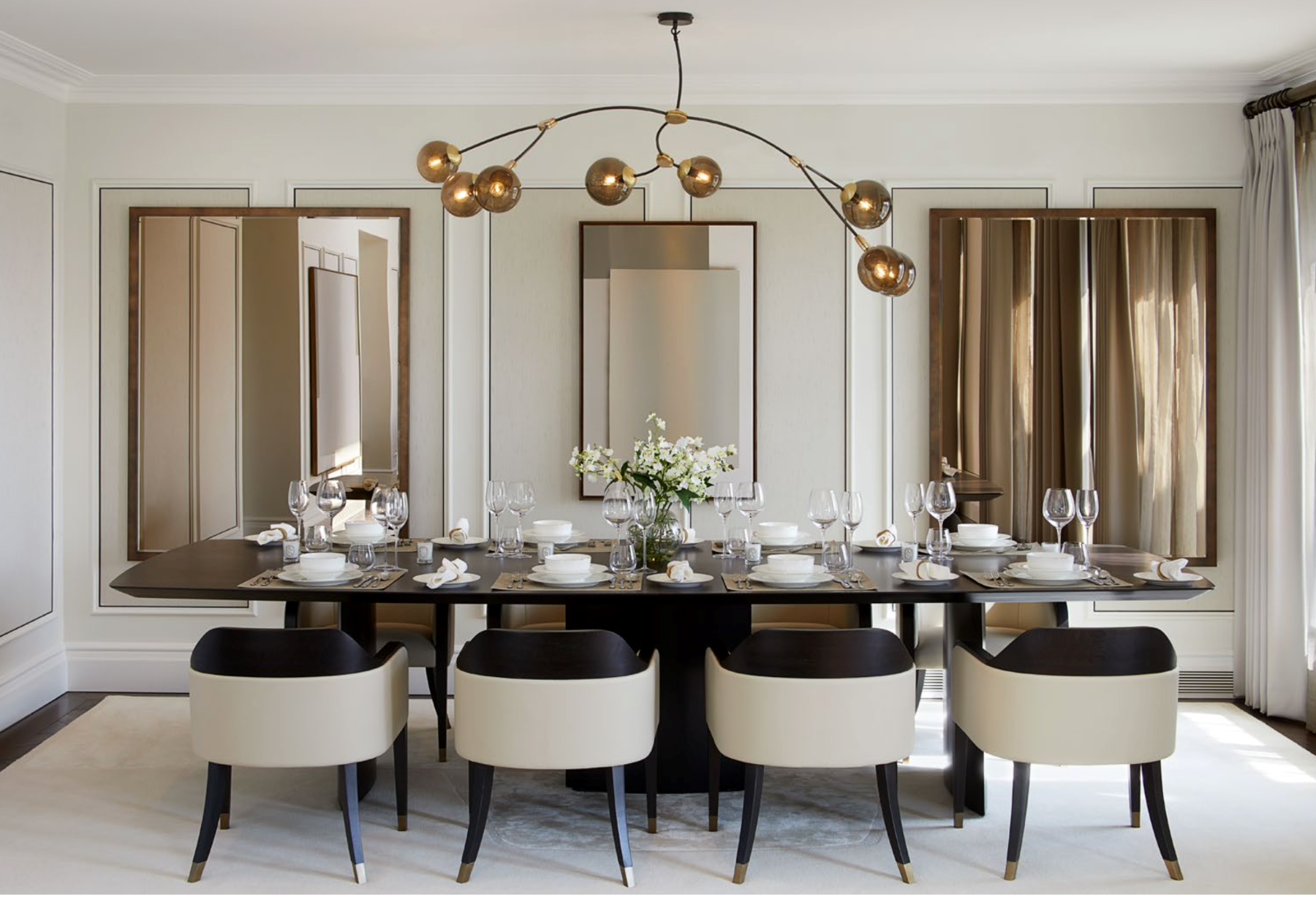 Wonderful three-bedroom apartment in Knightsbridge Gate 