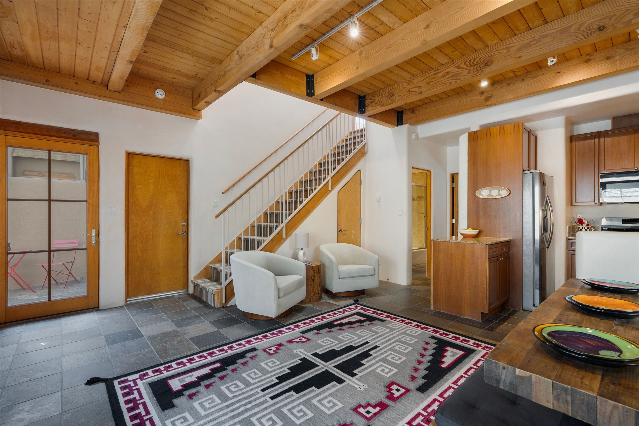  655 Bishops Lodge Road Unit B, - 物件實景