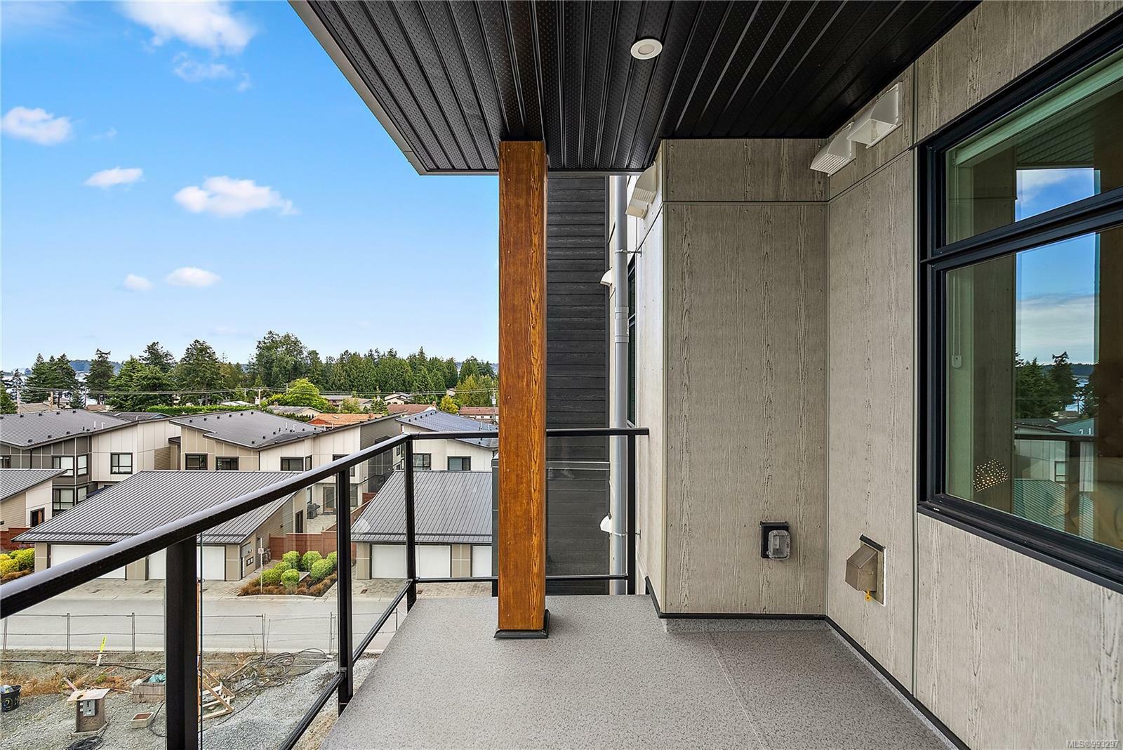 CENTRAL SAANICH, British Columbia, V8M 0B9, CA, 2 Bedrooms Bedrooms, ,Residential,For Sale,1874725