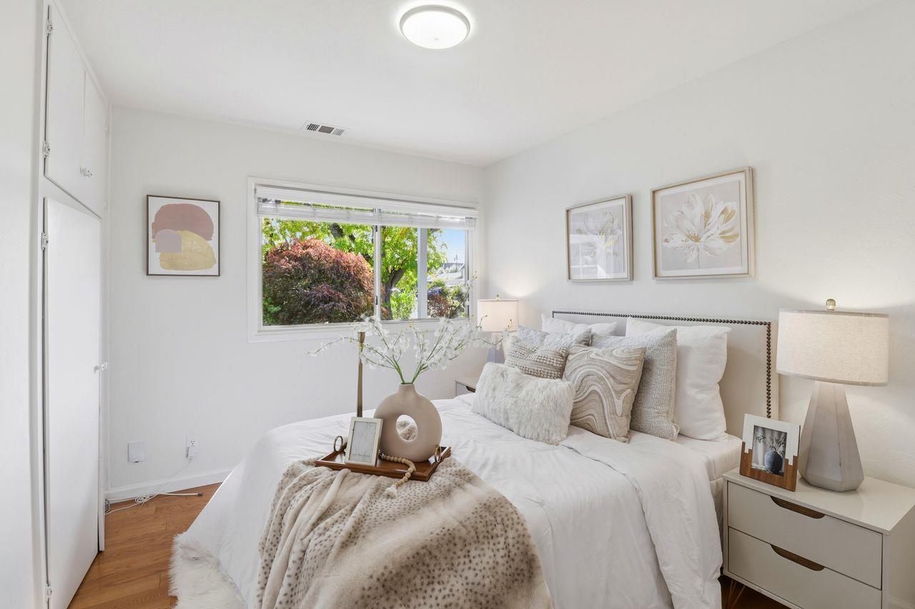 Belmont, California, 94002, United States, 3 Bedrooms Bedrooms, ,1 BathroomBathrooms,Residential,For Sale,1989201