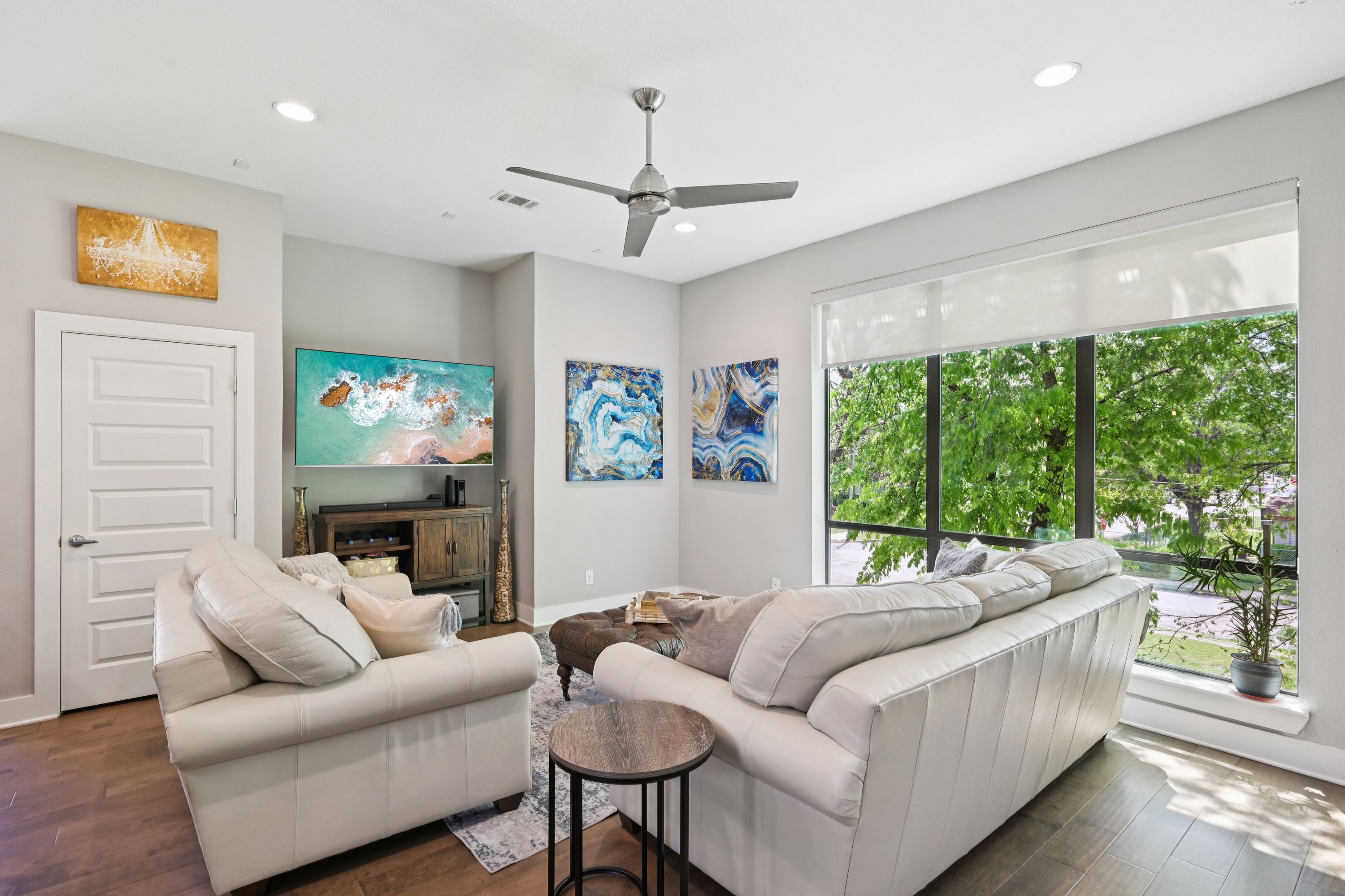  Rooftop Retreat with Skyline Scenery - 物件實景