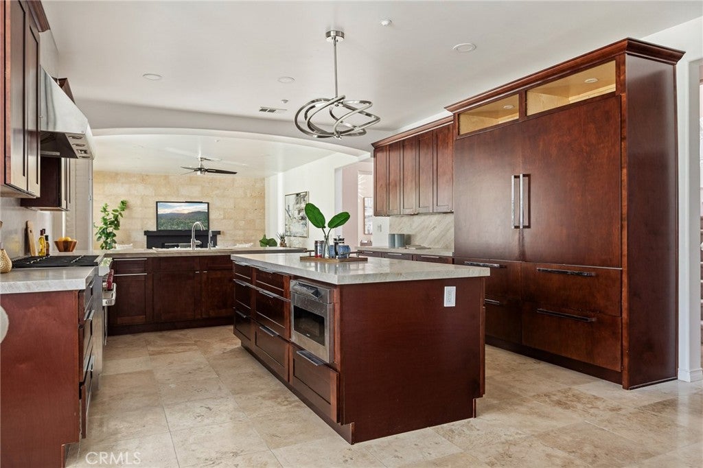 Redlands, California, 92373, United States, 4 Bedrooms Bedrooms, ,4 BathroomsBathrooms,Residential,For Sale,1979010