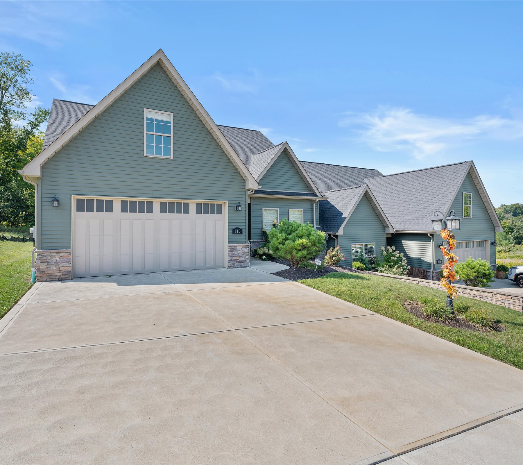  113 Hemingway Lane, Coraopolis, PA 15108 - 物件實景