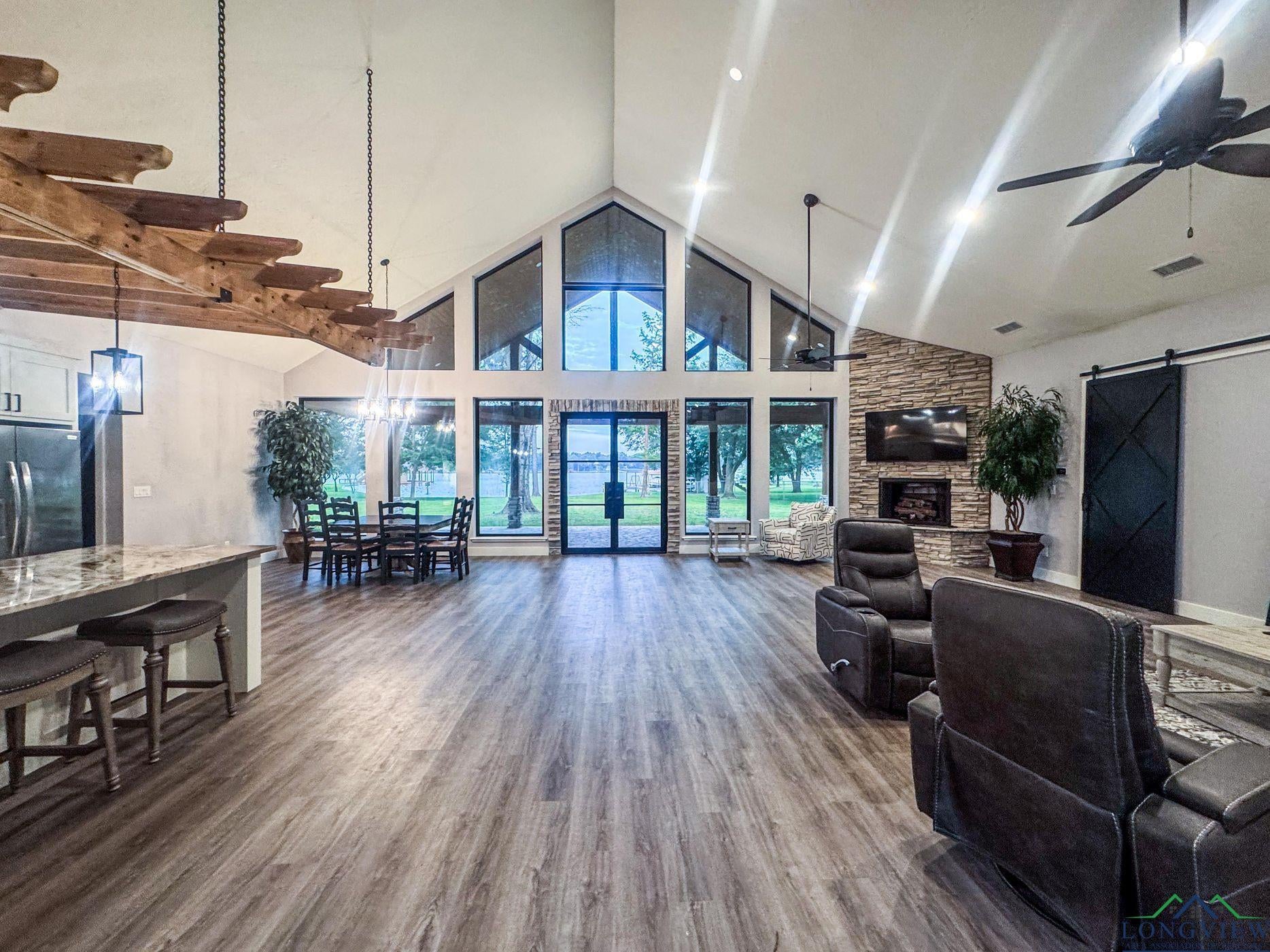 Pittsburg, Texas, 75686, United States, 3 Bedrooms Bedrooms, ,2 BathroomsBathrooms,Residential,For Sale,1979054