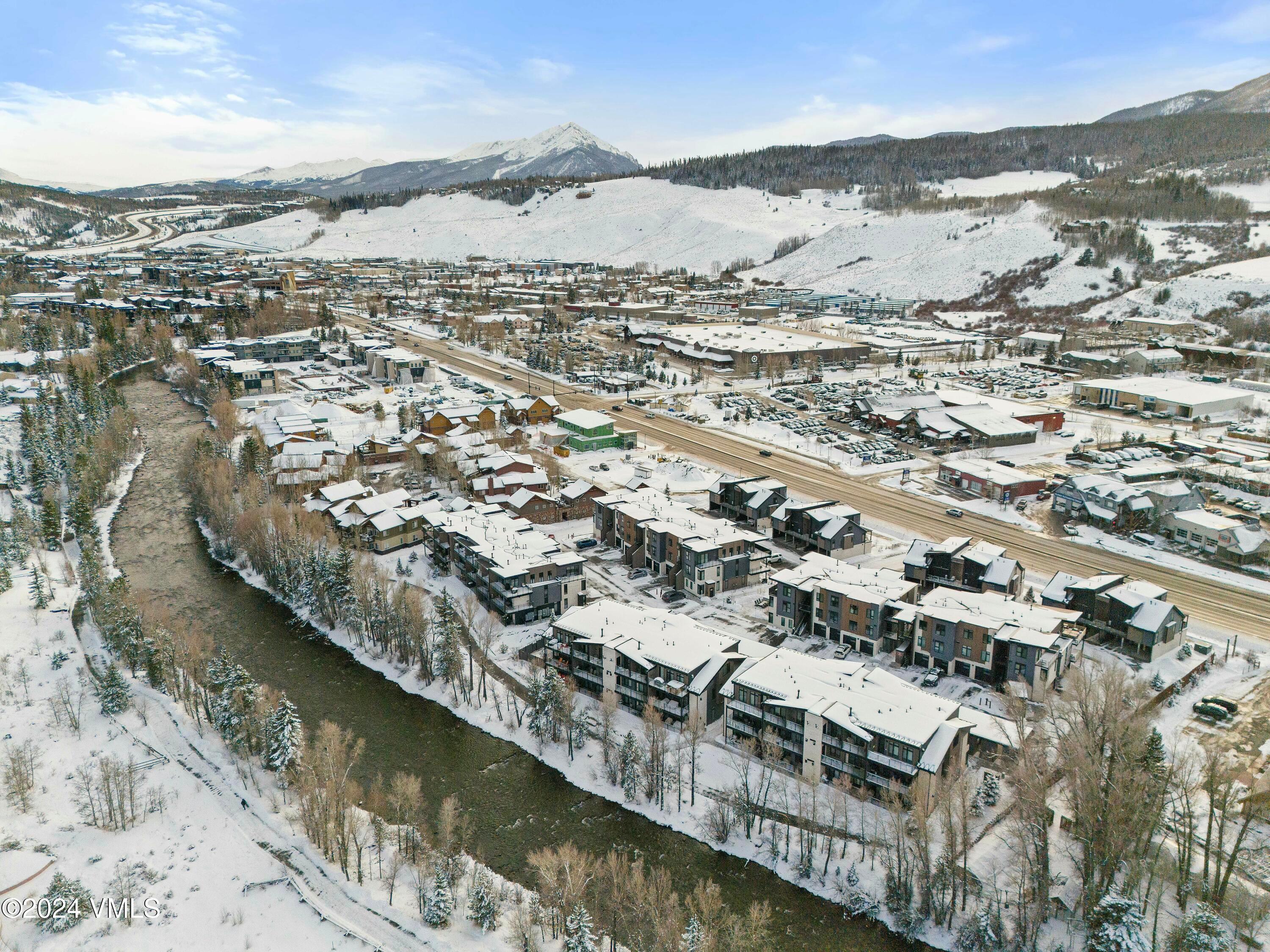 Silverthorne, Colorado, 80498, United States, 2 Bedrooms Bedrooms, ,2 BathroomsBathrooms,Residential,For Sale,1804638