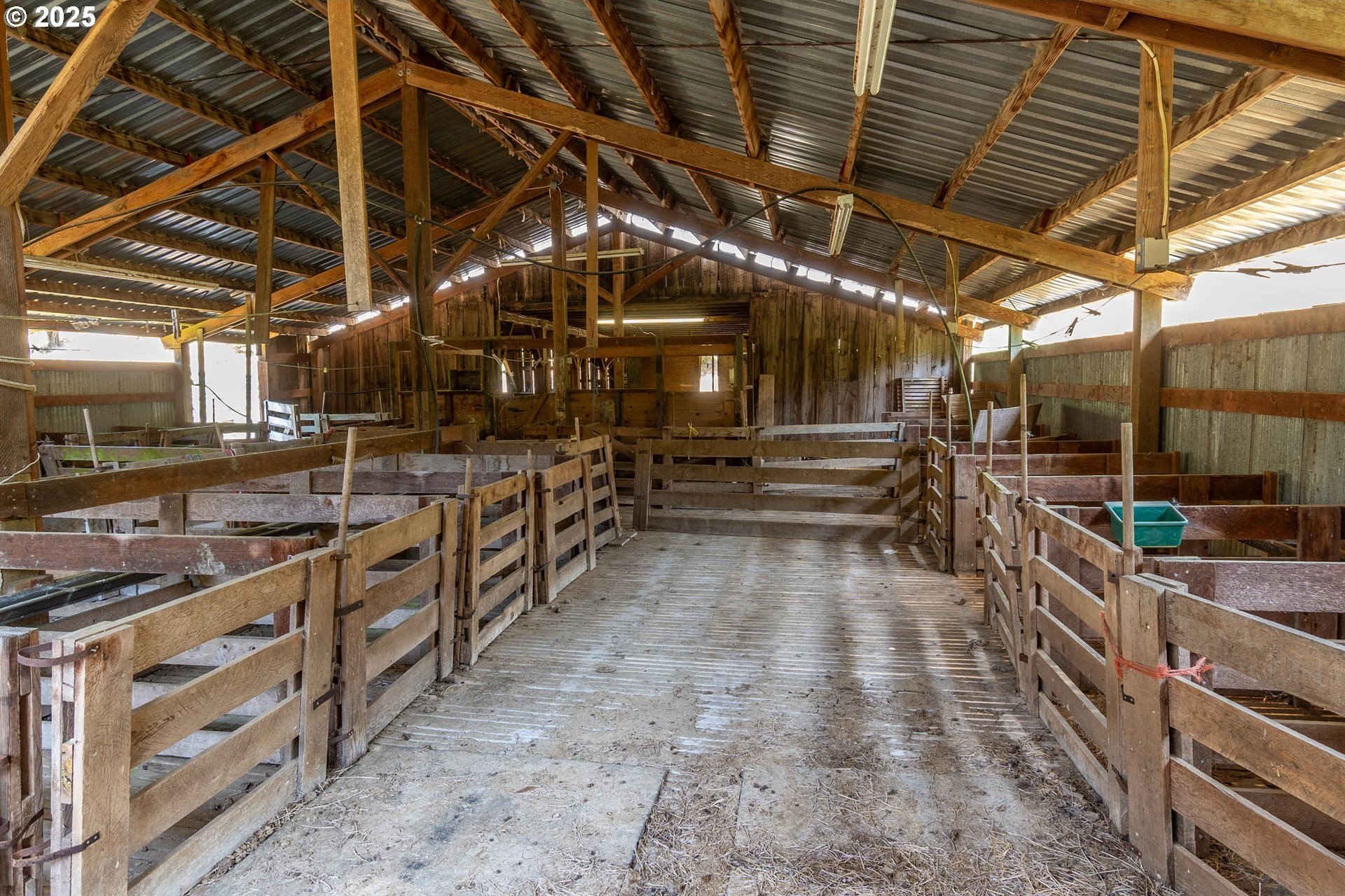 Myrtle Point, Oregon, 97458, United States, 3 Bedrooms Bedrooms, ,3 BathroomsBathrooms,Residential,For Sale,1975614