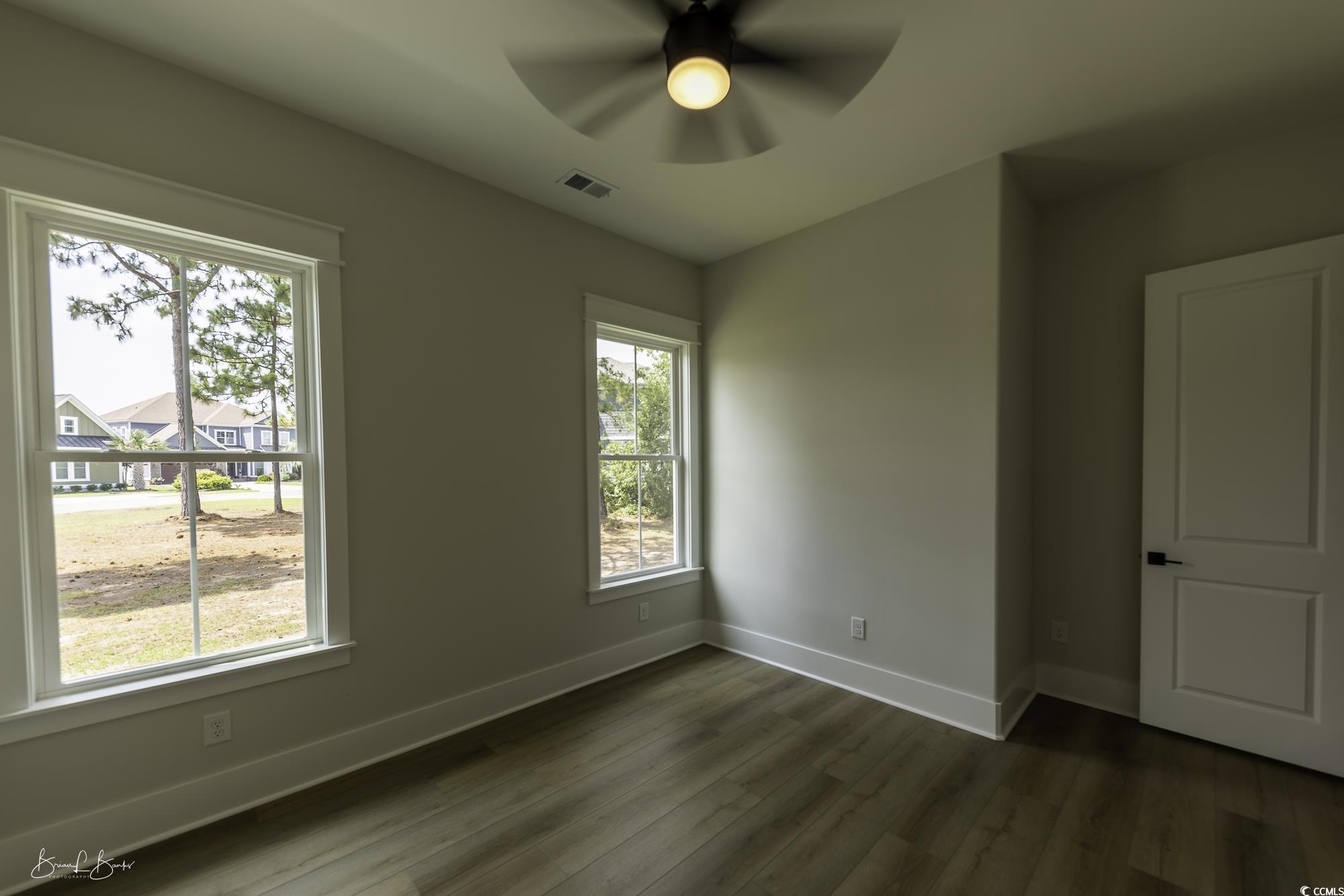 Myrtle Beach, South Carolina, 29579, United States, 4 Bedrooms Bedrooms, ,5 BathroomsBathrooms,Residential,For Sale,1982335