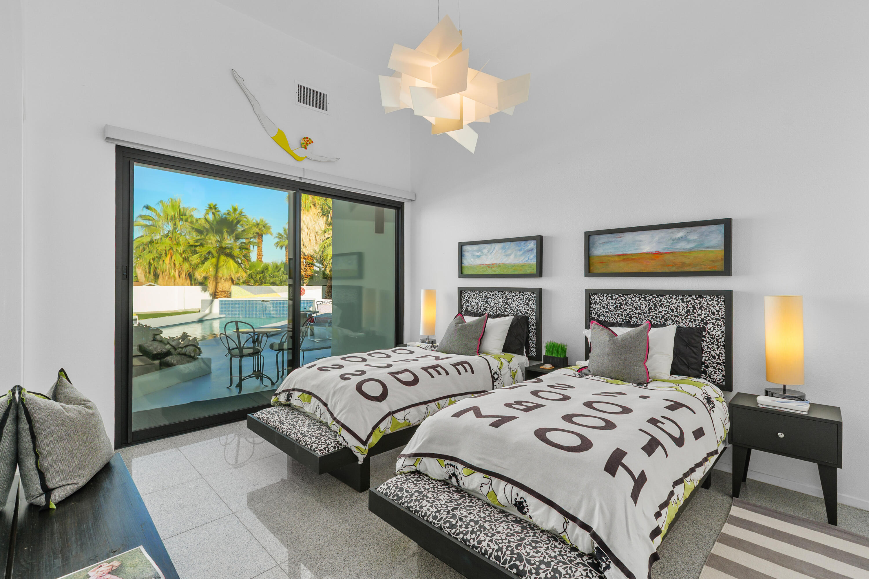 Palm Desert, California, 92260, United States, 2 Bedrooms Bedrooms, ,2 BathroomsBathrooms,Residential,For Sale,2003348