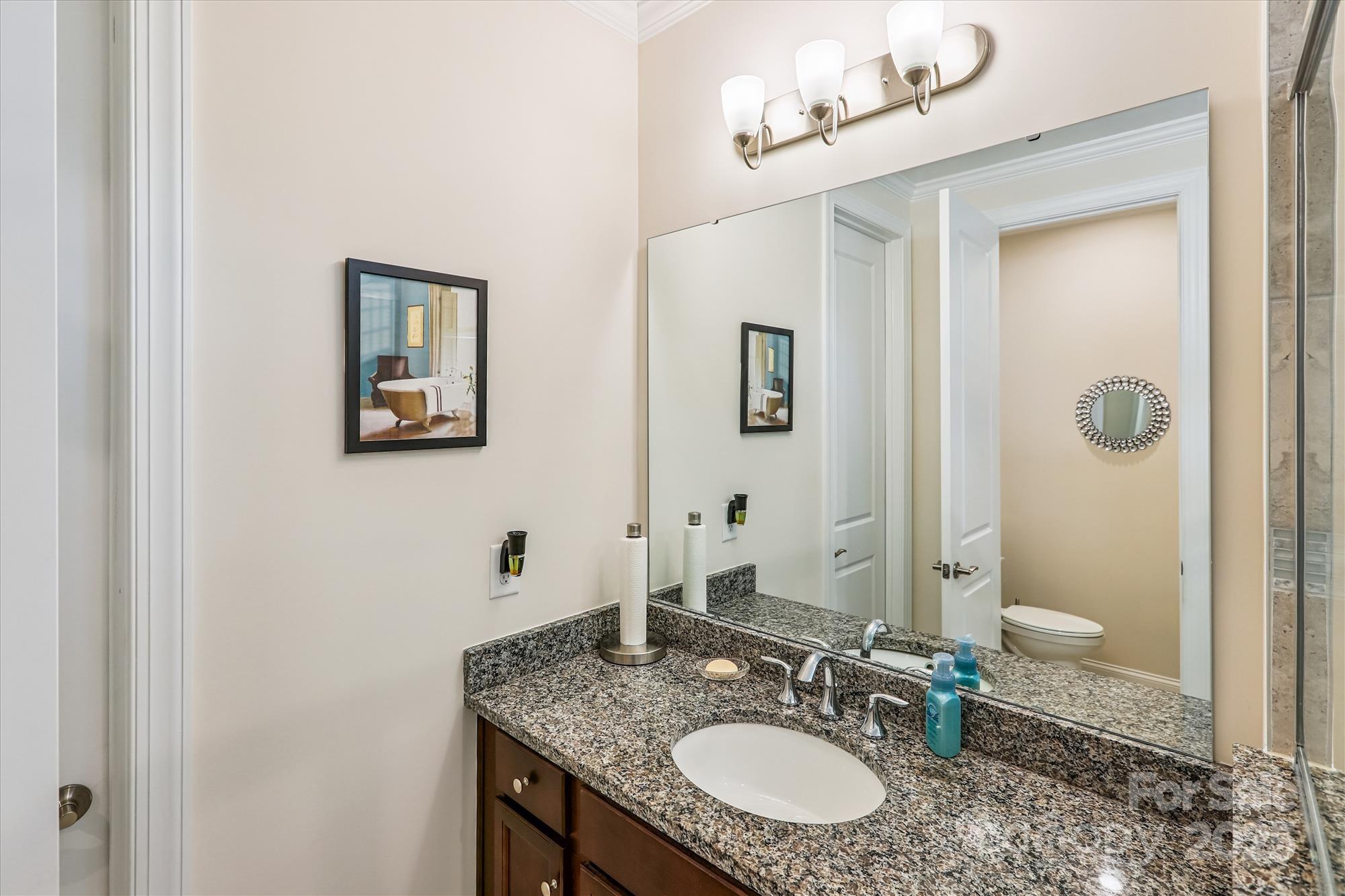 Charlotte, North Carolina, 28215, United States, 2 Bedrooms Bedrooms, ,2 BathroomsBathrooms,Residential,For Sale,1933385