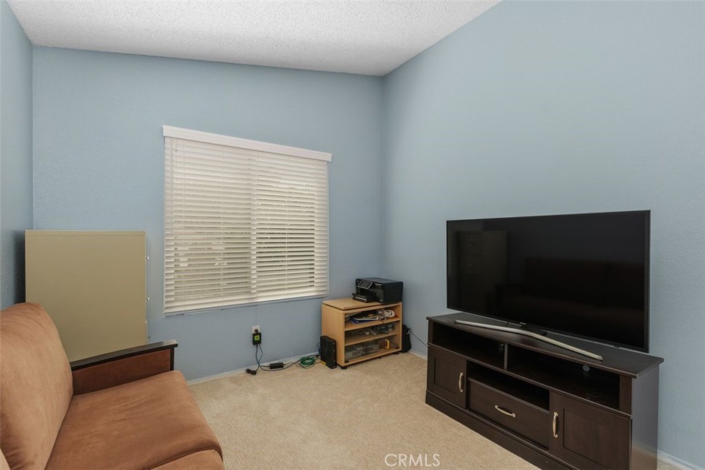 Fontana, California, 92337, United States, 4 Bedrooms Bedrooms, ,3 BathroomsBathrooms,Residential,For Sale,1926621
