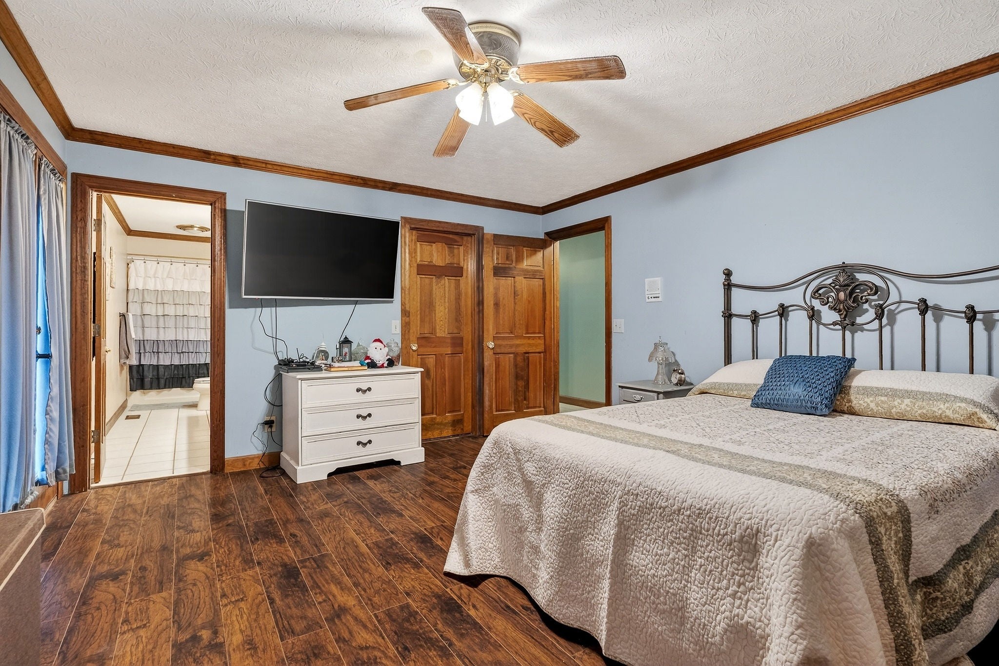 Smithville, Tennessee, 37166, United States, 6 Bedrooms Bedrooms, ,6 BathroomsBathrooms,Residential,For Sale,2008890