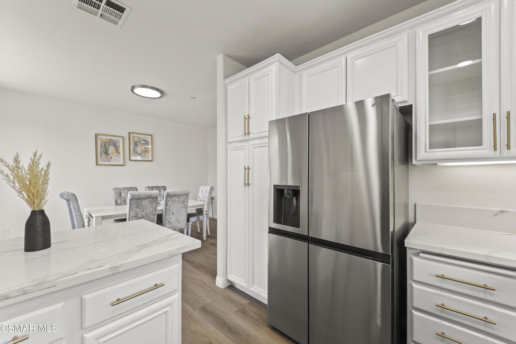 Newbury Park, California, 91320, United States, 3 Bedrooms Bedrooms, ,3 BathroomsBathrooms,Residential,For Sale,1923498