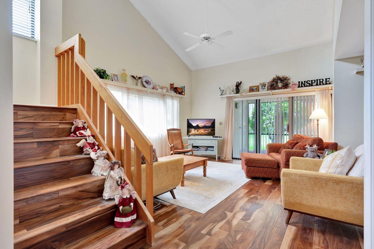 Juno Beach, Florida, 33408, United States, 3 Bedrooms Bedrooms, ,2 BathroomsBathrooms,Residential,For Sale,1761960