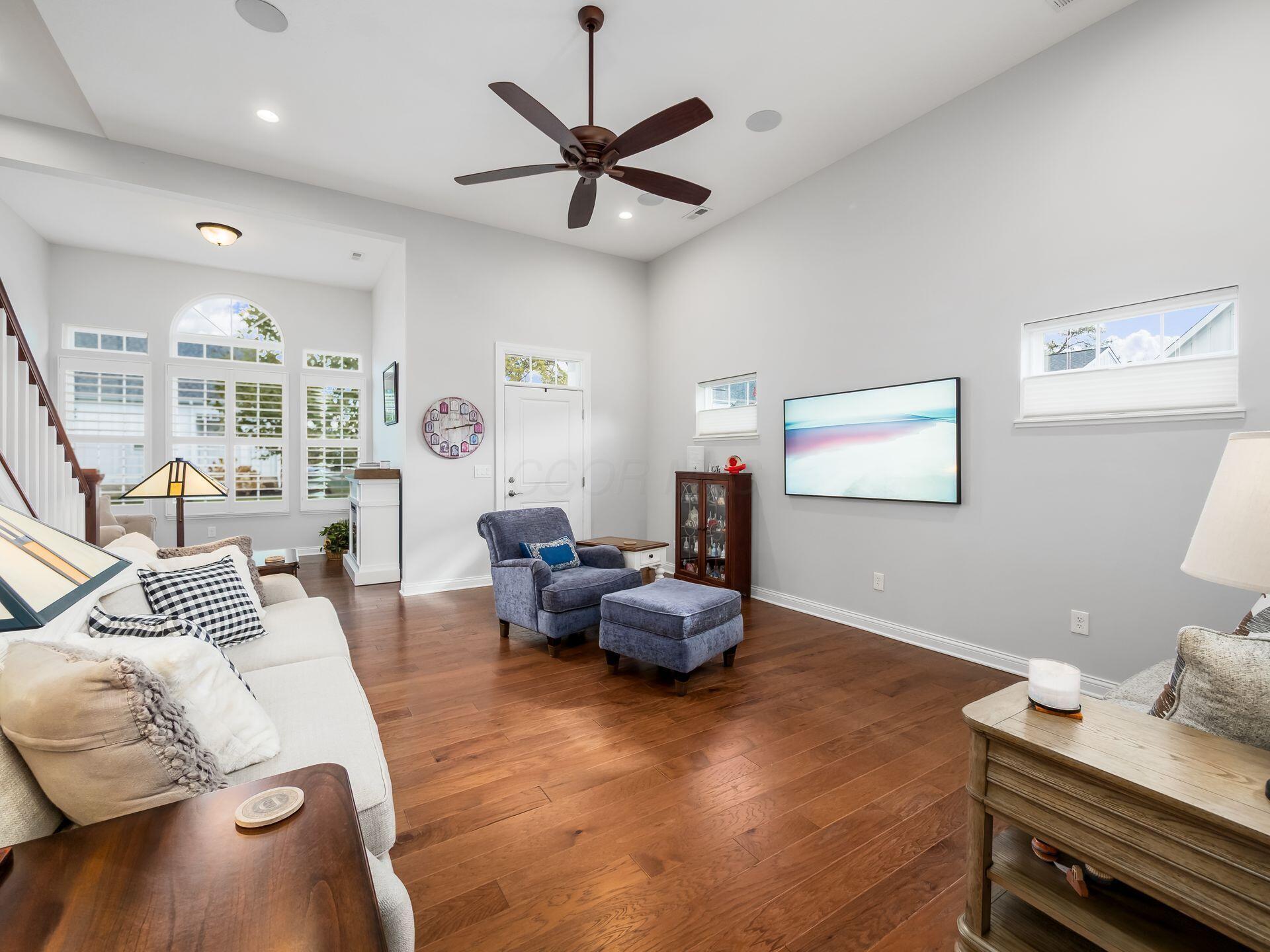 Dublin, Ohio, 43016, United States, 3 Bedrooms Bedrooms, ,3 BathroomsBathrooms,Residential,For Sale,1987850