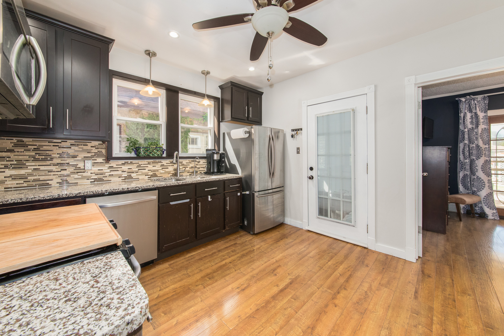 Chicago, Illinois, 60707, United States, 4 Bedrooms Bedrooms, ,2 BathroomsBathrooms,Residential,For Sale,1939861