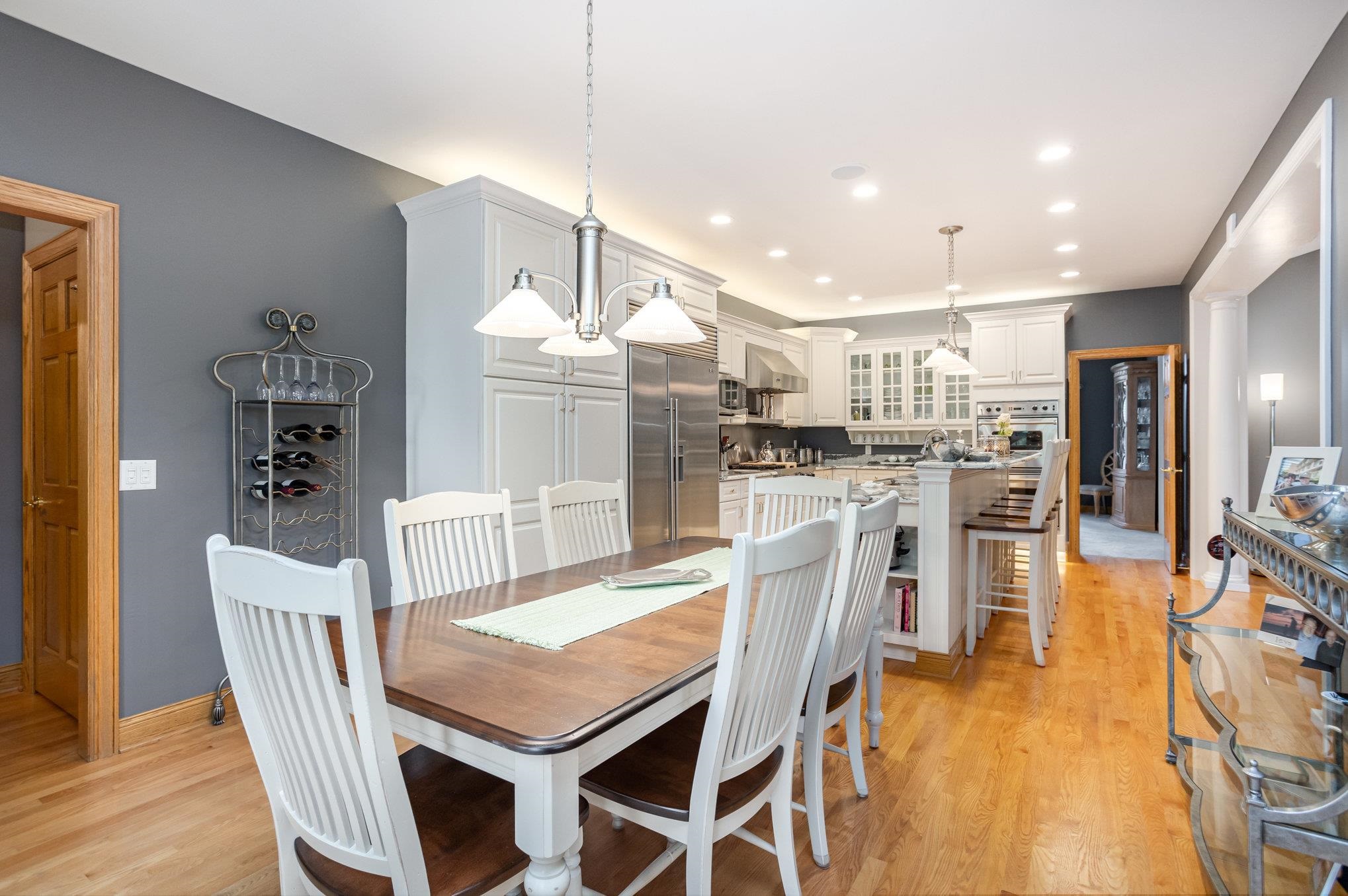 Bay City, Michigan, 48706, United States, 4 Bedrooms Bedrooms, ,5 BathroomsBathrooms,Residential,For Sale,1986135