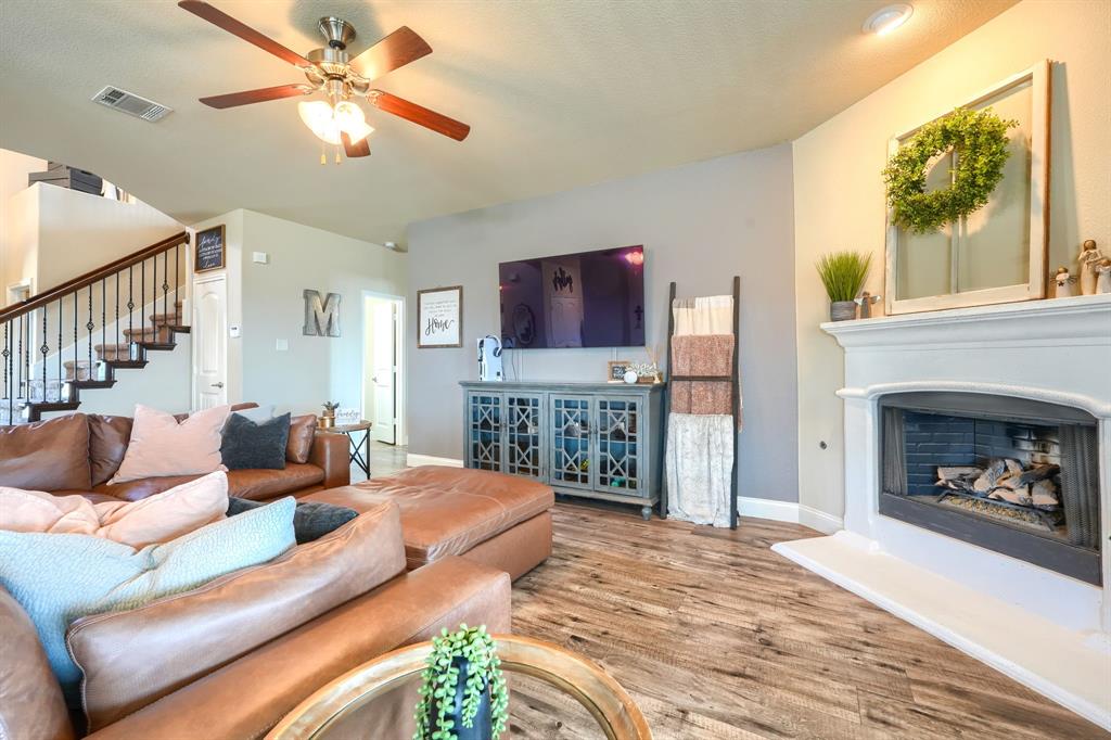 Rockwall, Texas, 75087, United States, 4 Bedrooms Bedrooms, ,4 BathroomsBathrooms,Residential,For Sale,1955135