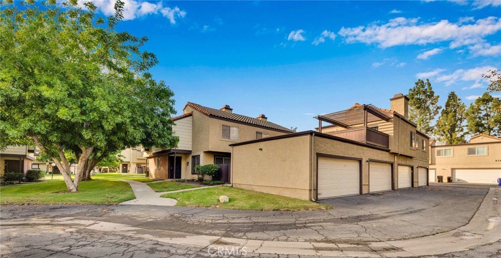 Montclair, California, 91763, United States, 3 Bedrooms Bedrooms, ,3 BathroomsBathrooms,Residential,For Sale,1996740