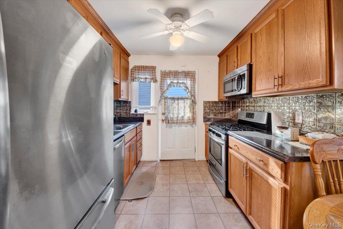 Garnerville, New York, 10923, United States, 3 Bedrooms Bedrooms, ,1 BathroomBathrooms,Residential,For Sale,1981697