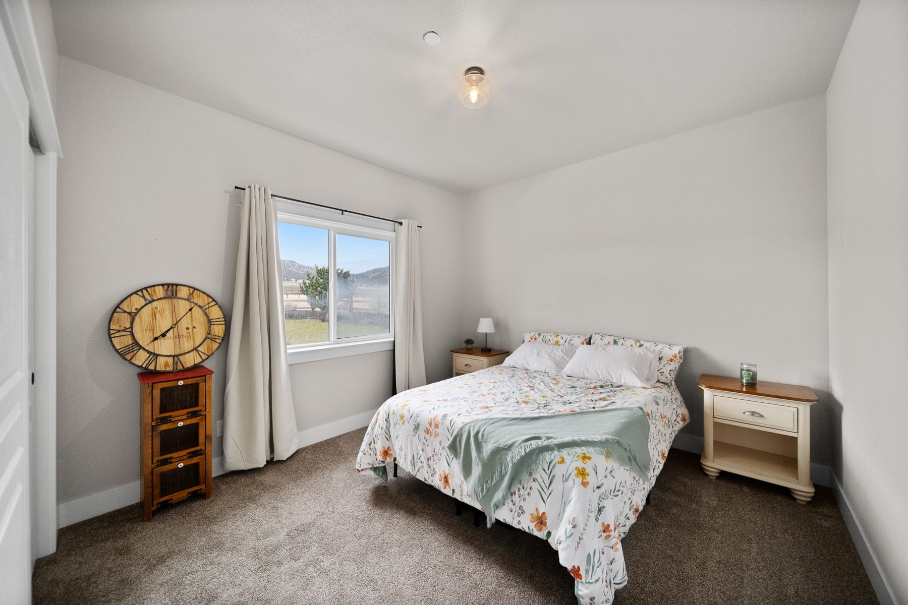  8933 NW Elizabeth Way Prineville, OR 97754 - 物件實景