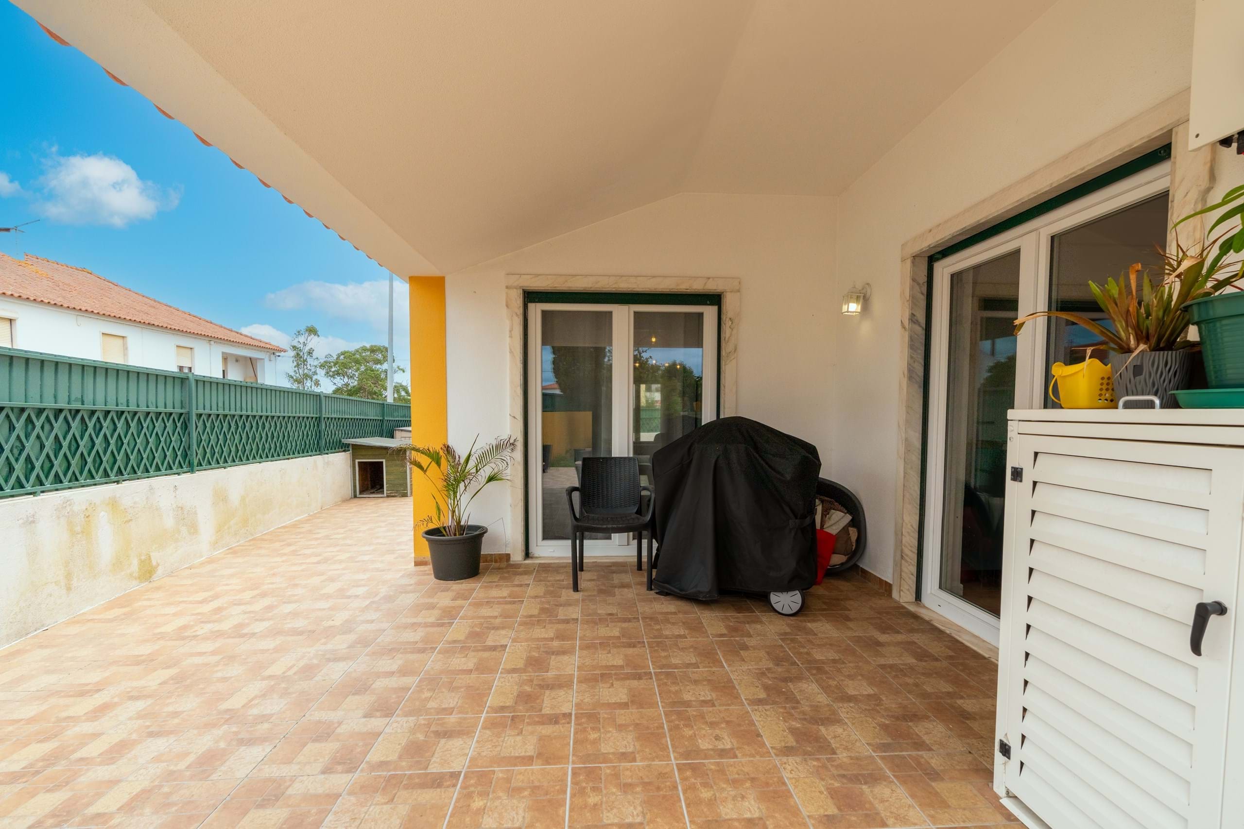 Sintra, Lisbon, 2705-8441, PT, 3 Bedrooms Bedrooms, ,3 BathroomsBathrooms,Residential,For Sale,1897650