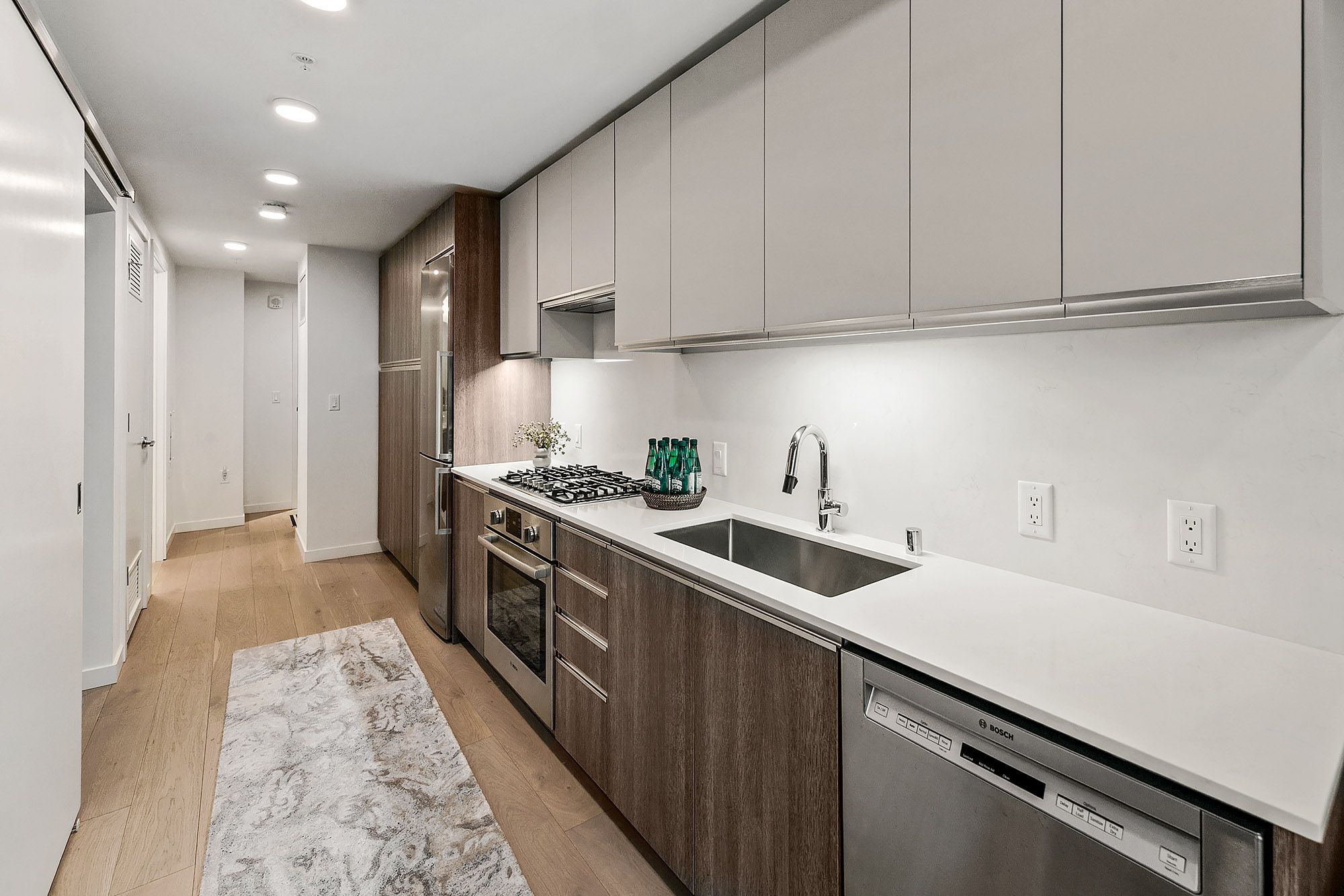  800 Columbia Street #1801 , Seattle, WA 98104 - 物件實景