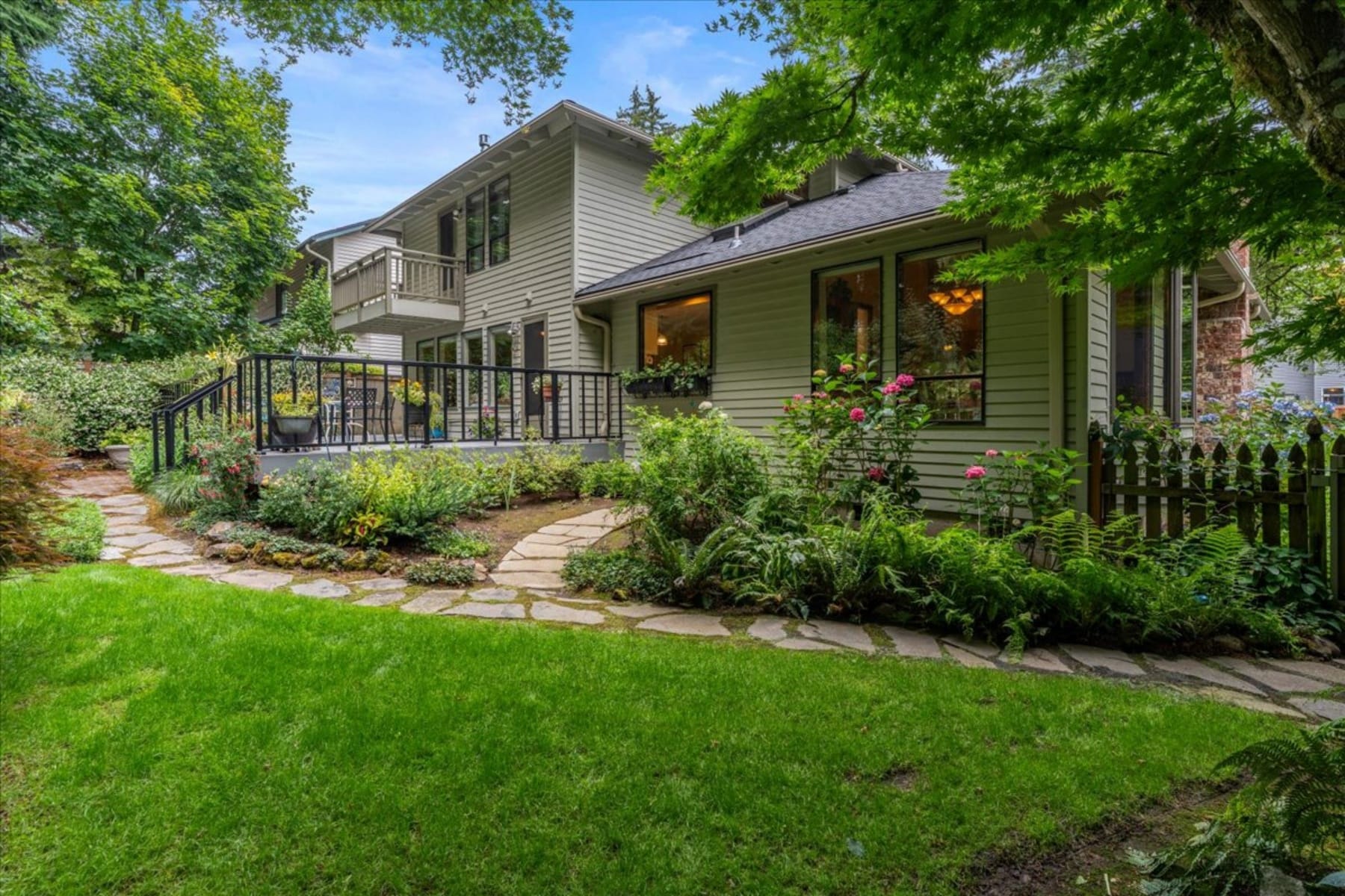  5725 SW CALUSA LOOP Tualatin, OR 97062 - 物件實景